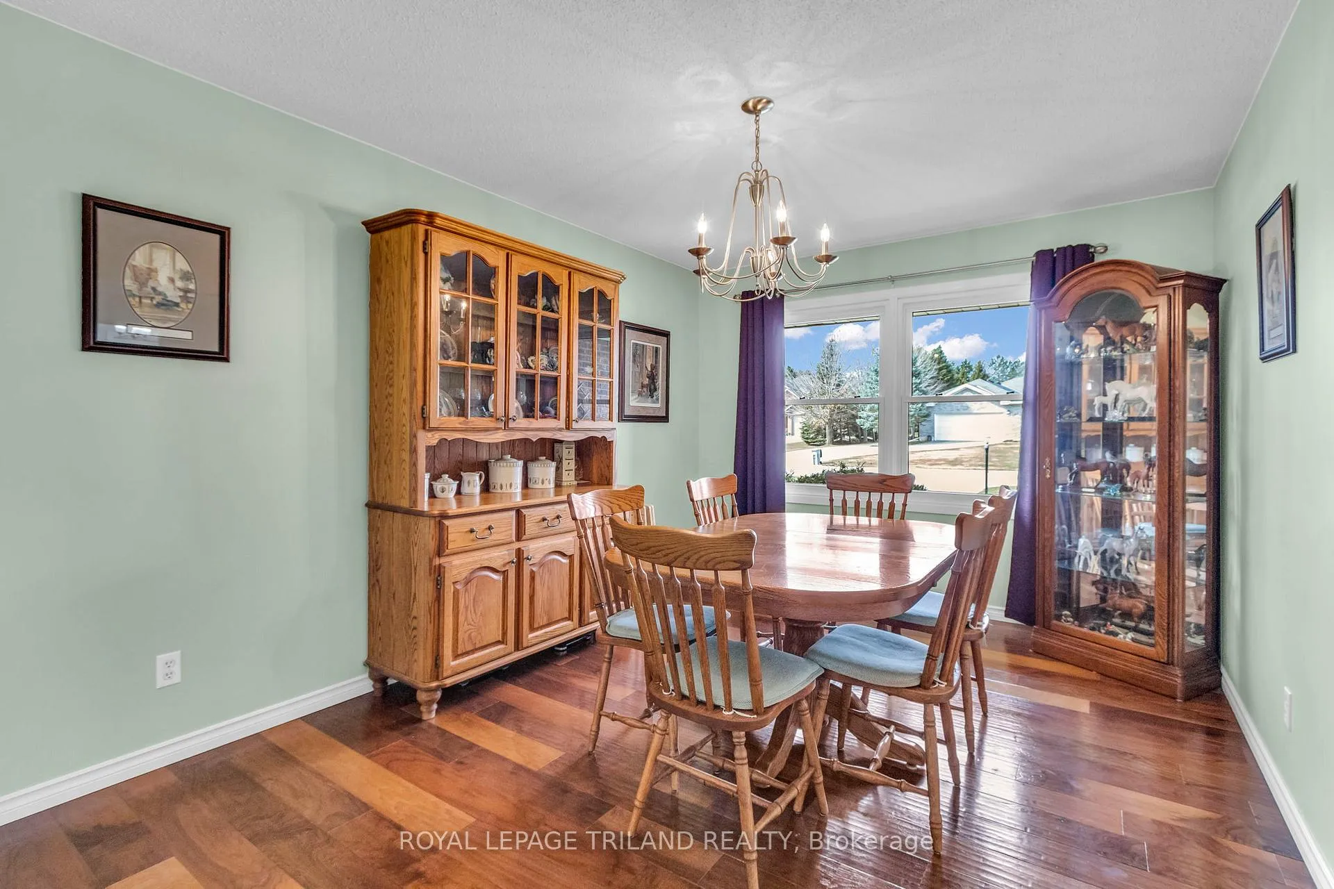 Photo 12 of 370 Station Street, North Middlesex, Parkhill — HOMEH