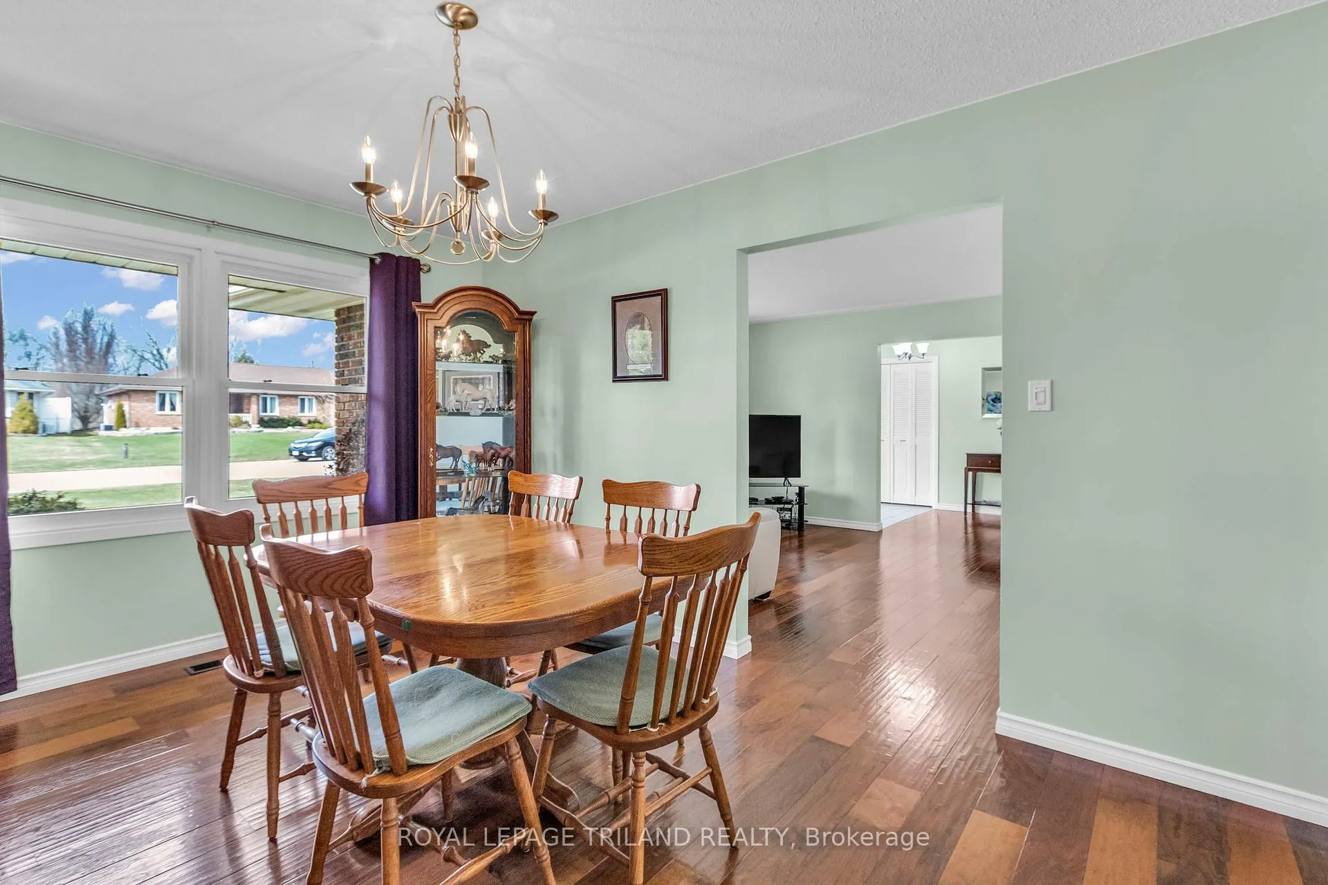 Photo 13 of 370 Station Street, North Middlesex, Parkhill — HOMEH