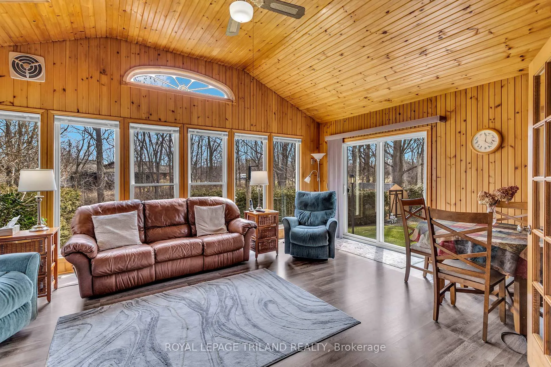 Photo 21 of 370 Station Street, North Middlesex, Parkhill — HOMEH