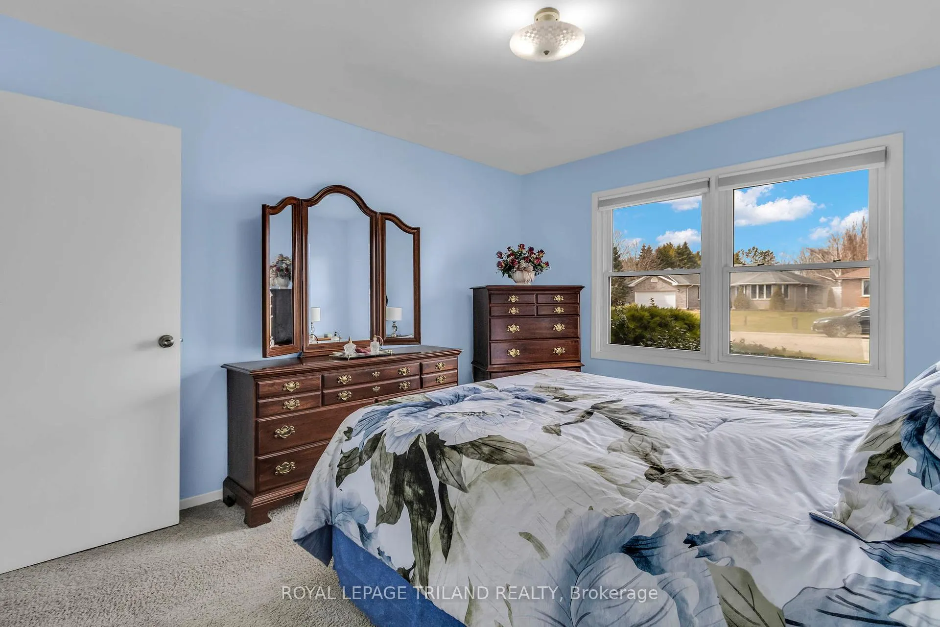 Photo 31 of 370 Station Street, North Middlesex, Parkhill — HOMEH