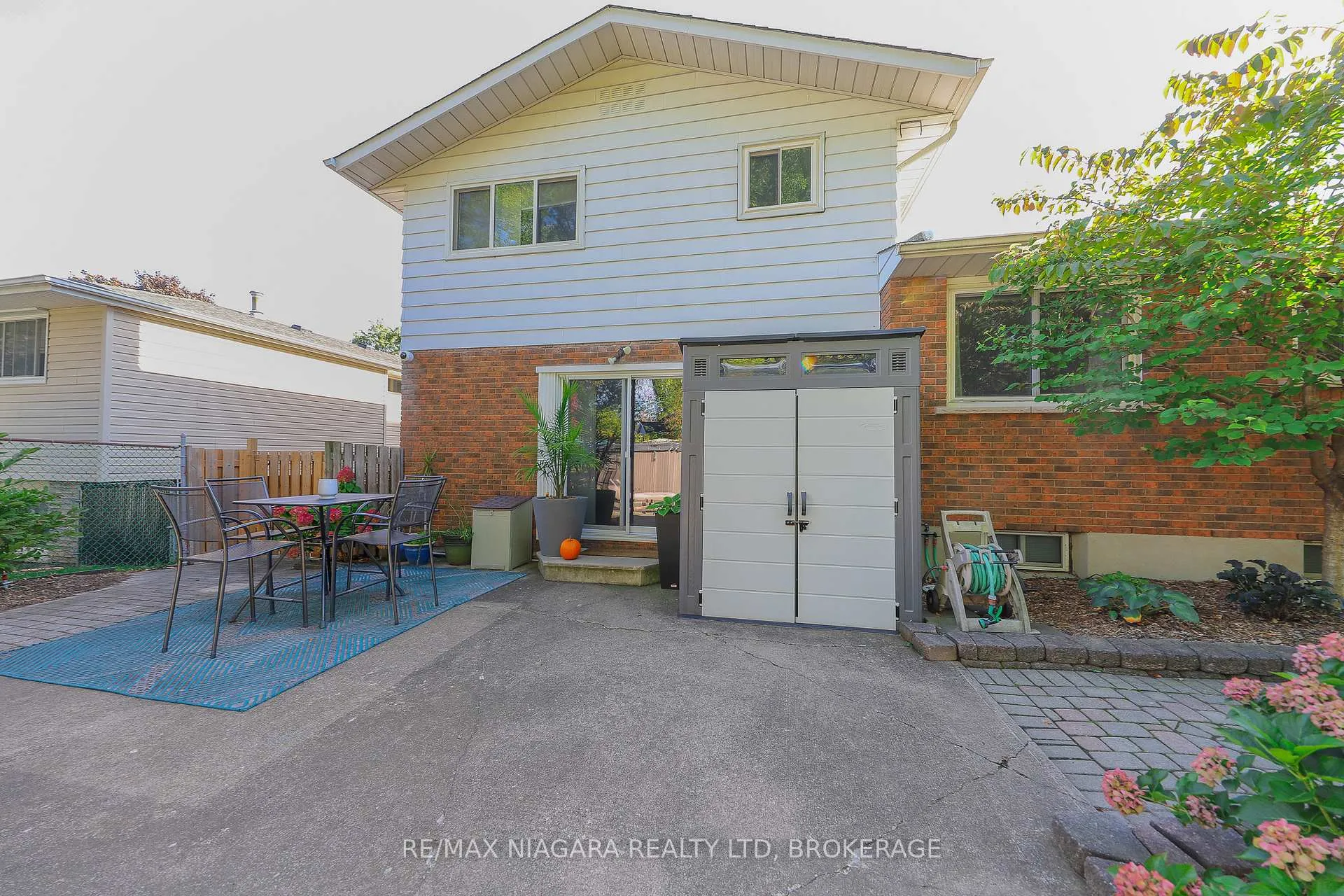 Photo 23 of 21 Jessica Drive, St. Catharines, Vine/Linwell — HOMEH