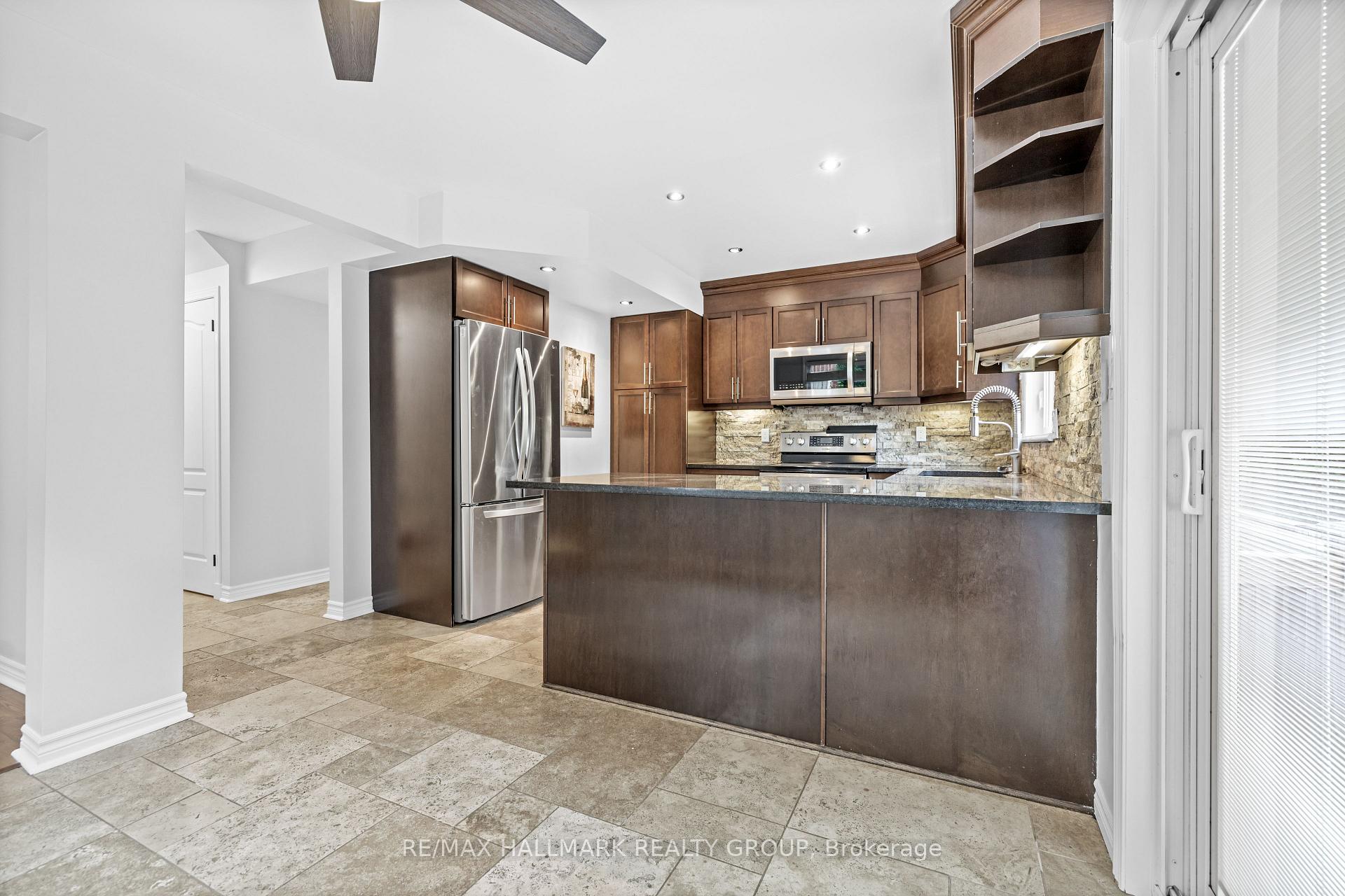 Photo 7 of 124 Sai Crescent, Ottawa, Hunt Club Park — HOMEH