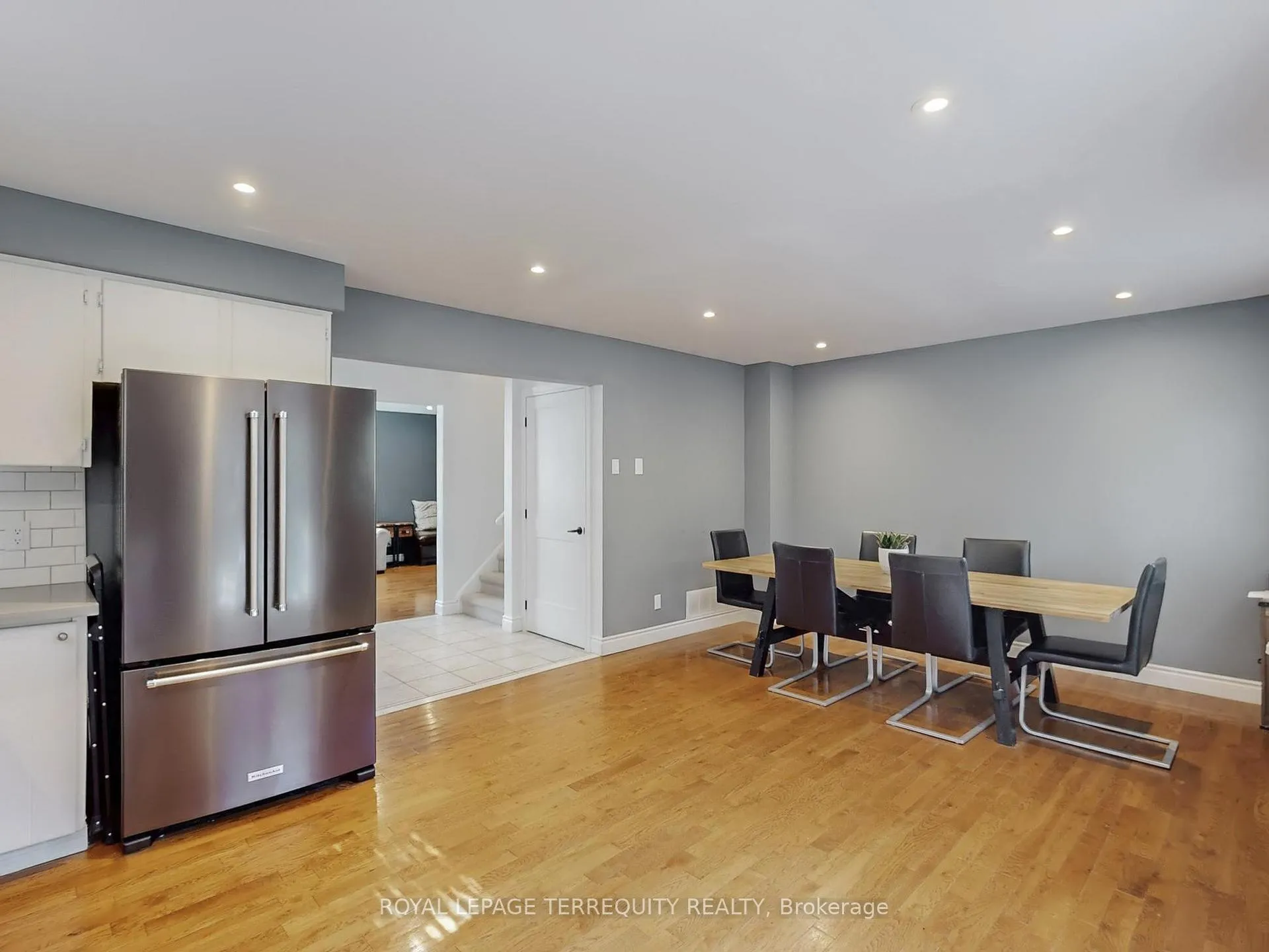 Photo 3 of 623 Beaver Court, Milton, Timberlea — HOMEH