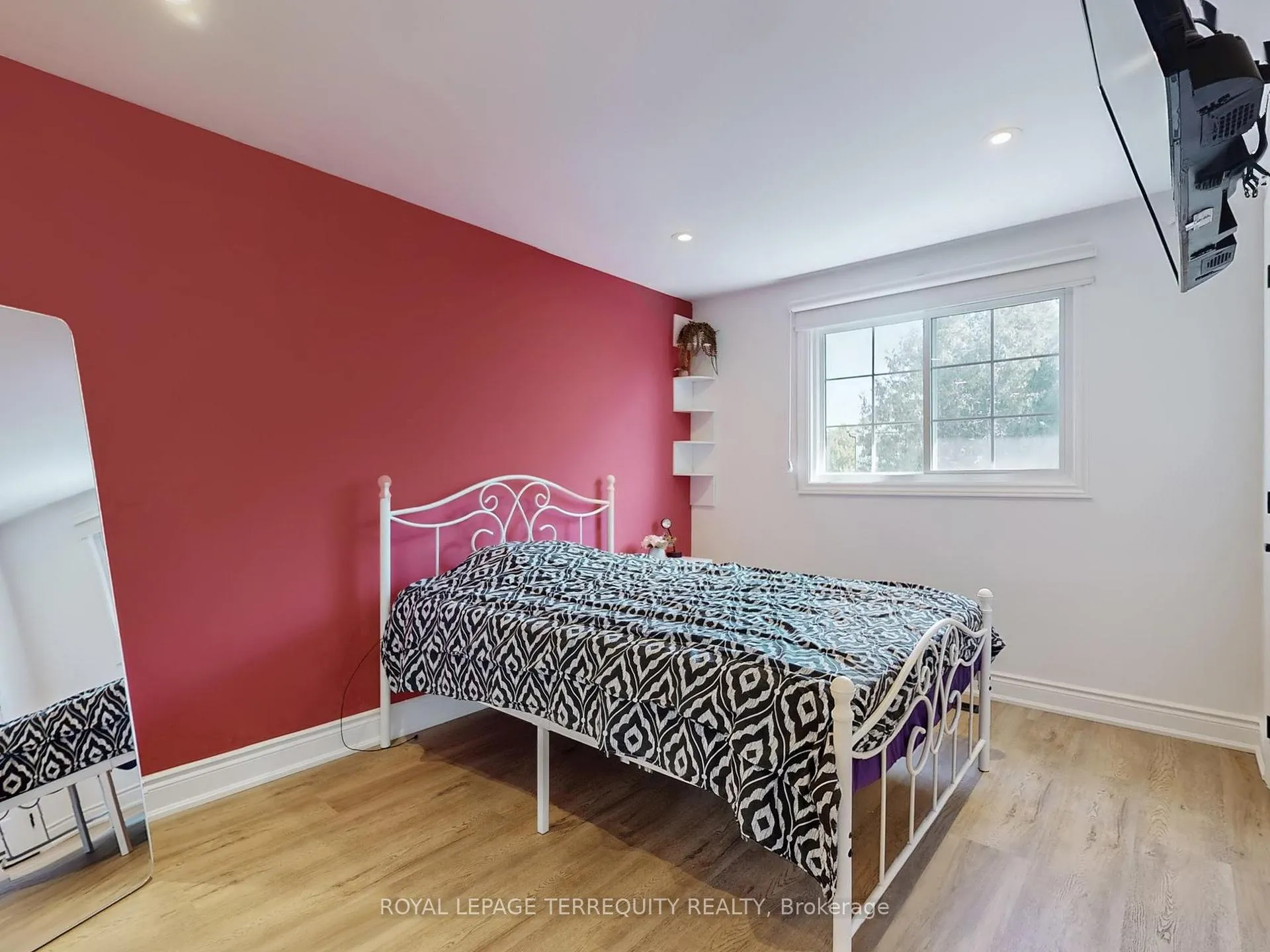 Photo 15 of 623 Beaver Court, Milton, Timberlea — HOMEH