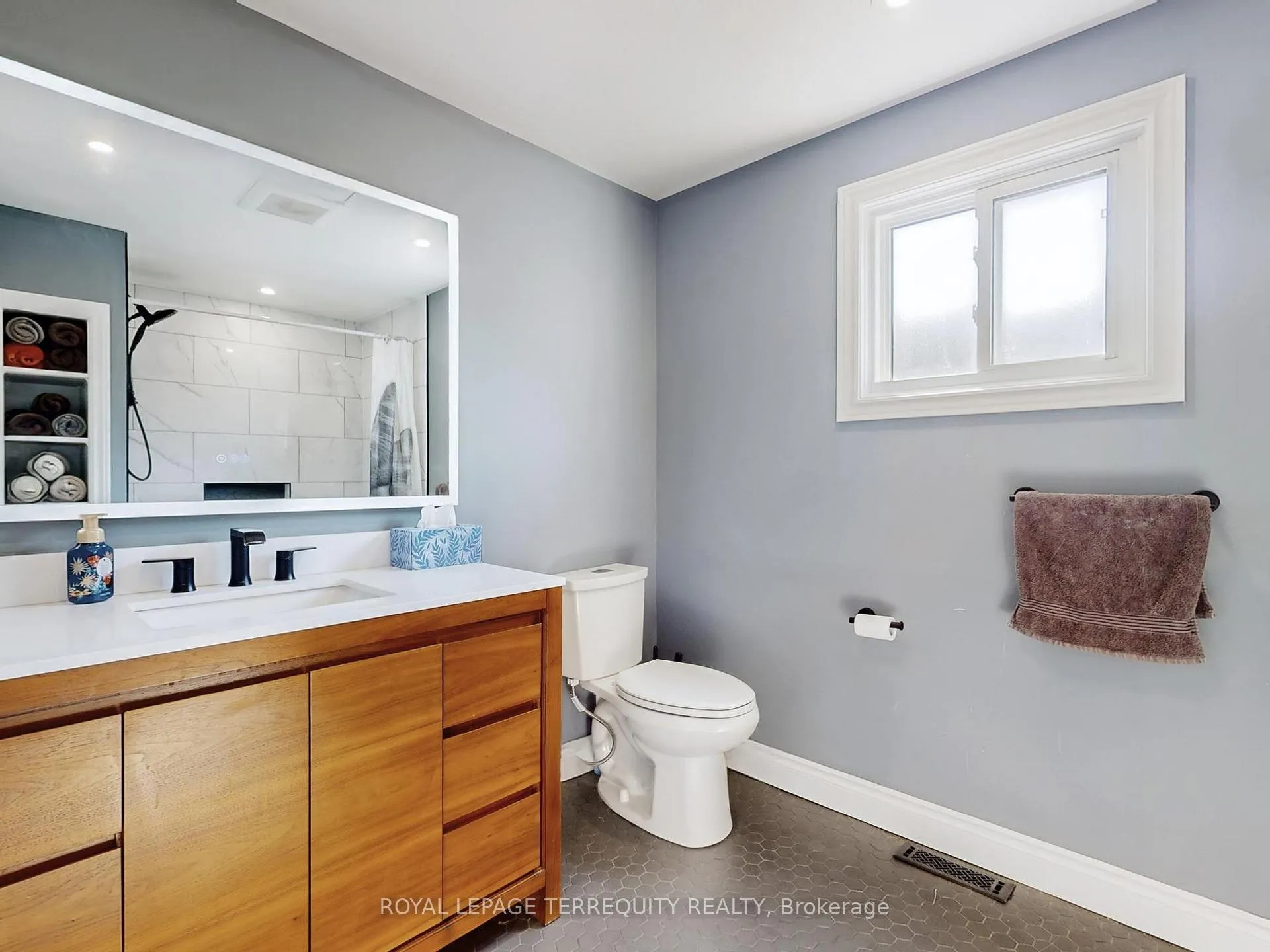 Photo 21 of 623 Beaver Court, Milton, Timberlea — HOMEH