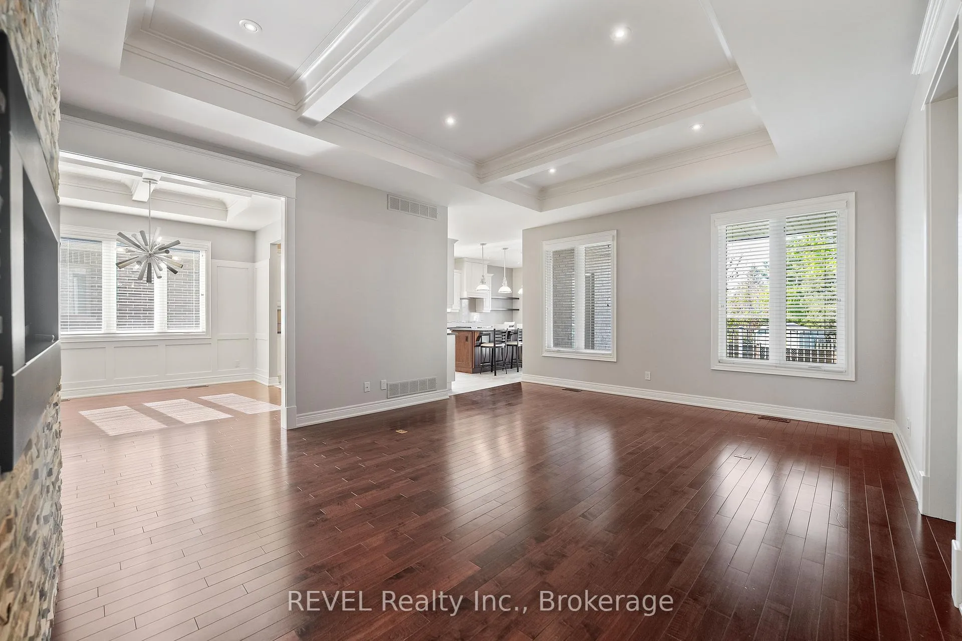 Photo 6 of 39 Hurricane Road, Pelham, Fonthill — HOMEH