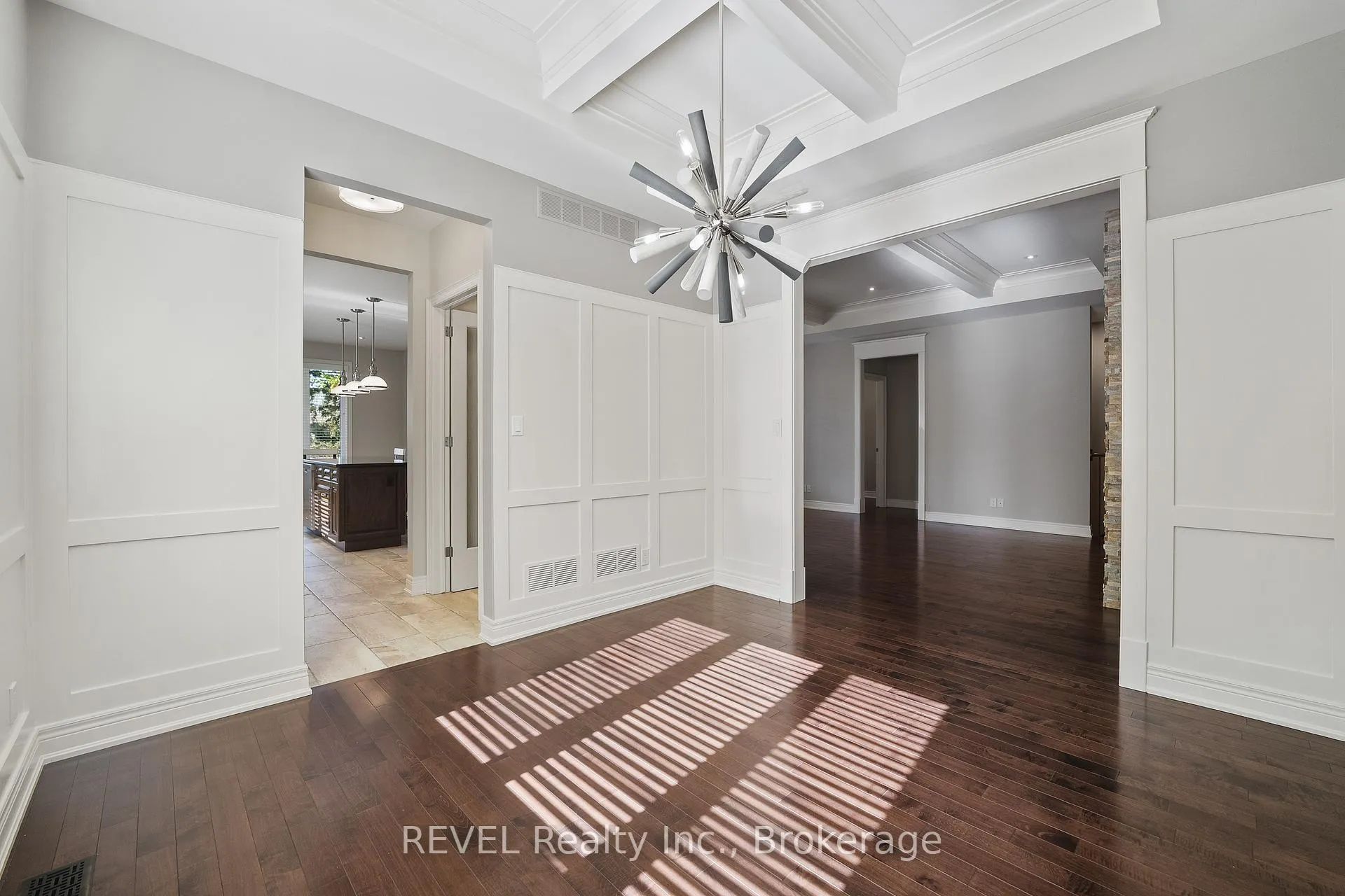 Photo 12 of 39 Hurricane Road, Pelham, Fonthill — HOMEH