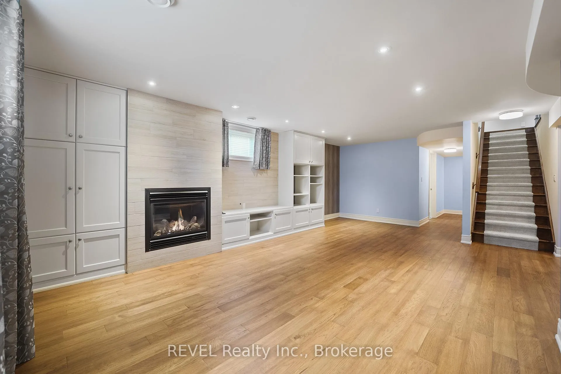 Photo 33 of 39 Hurricane Road, Pelham, Fonthill — HOMEH