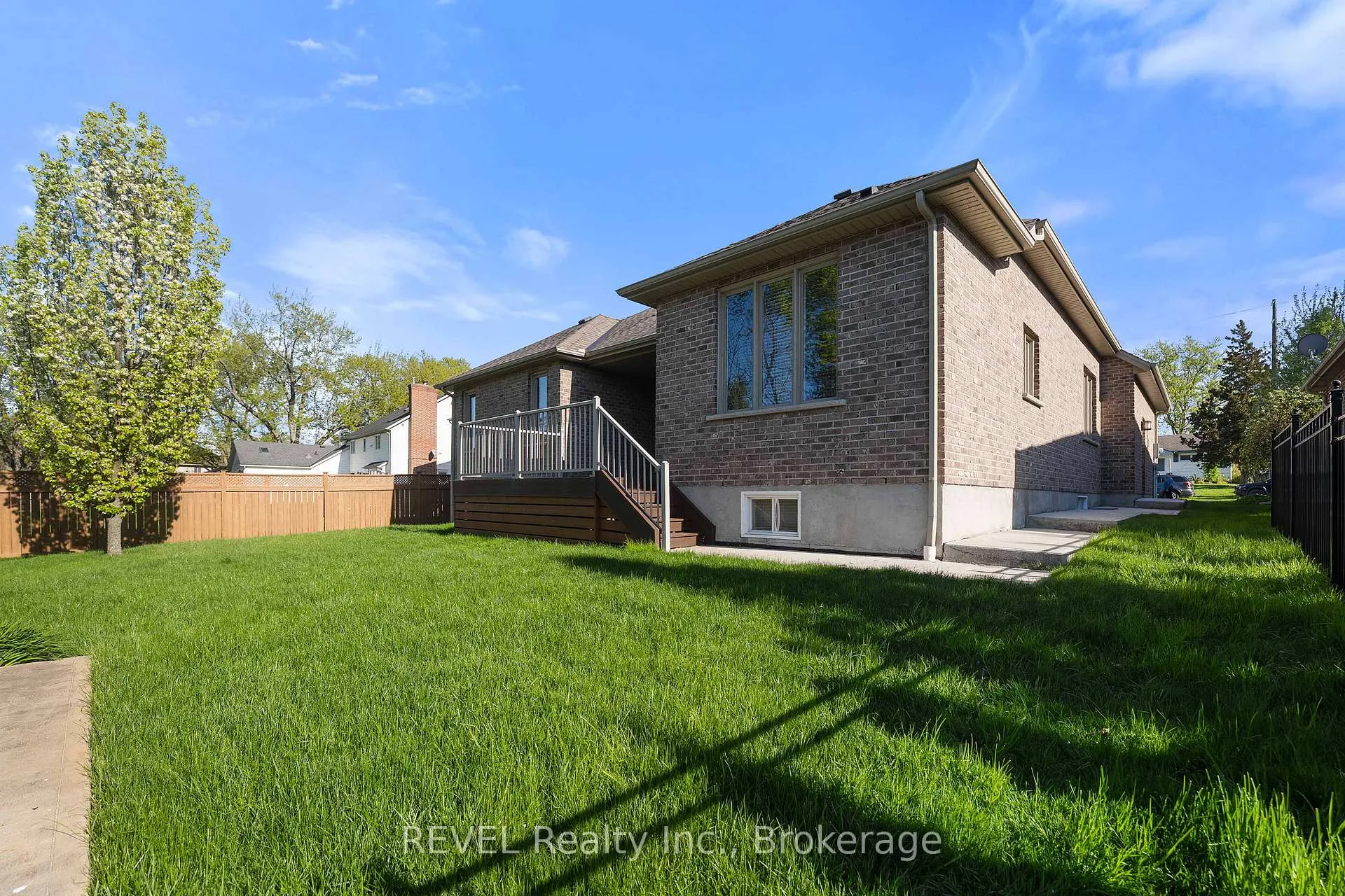 Photo 45 of 39 Hurricane Road, Pelham, Fonthill — HOMEH