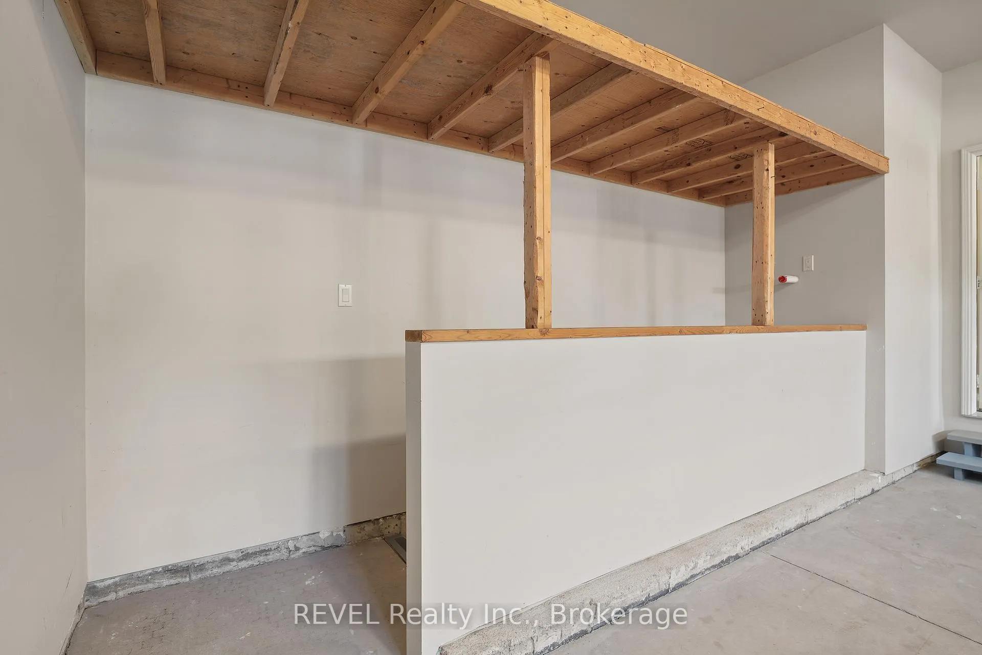 Photo 48 of 39 Hurricane Road, Pelham, Fonthill — HOMEH
