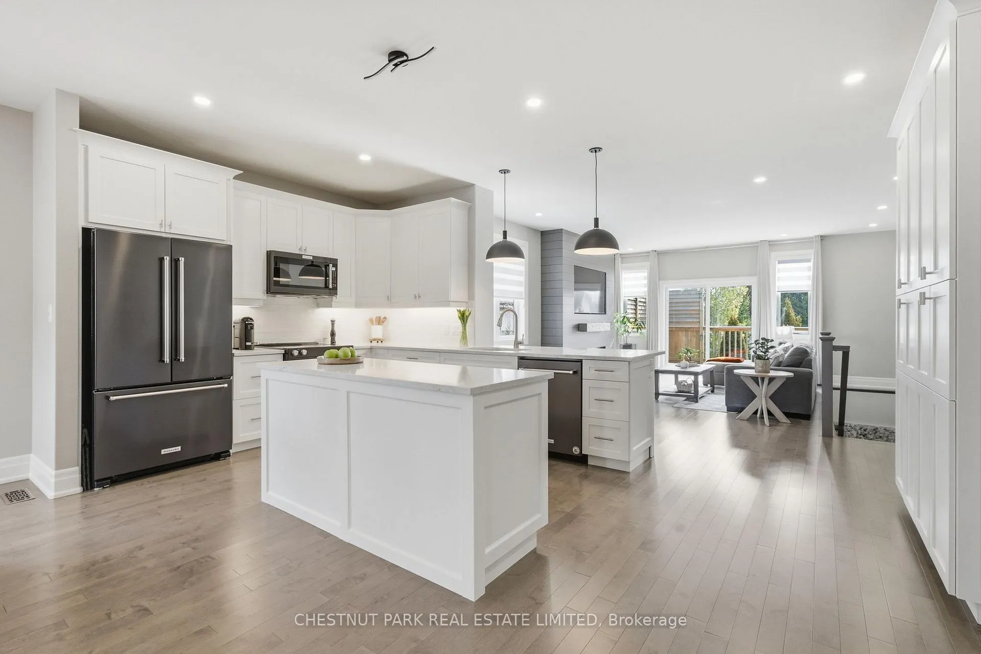 Photo 10 of 22 Curtis Street, Prince Edward County, Picton Ward — HOMEH