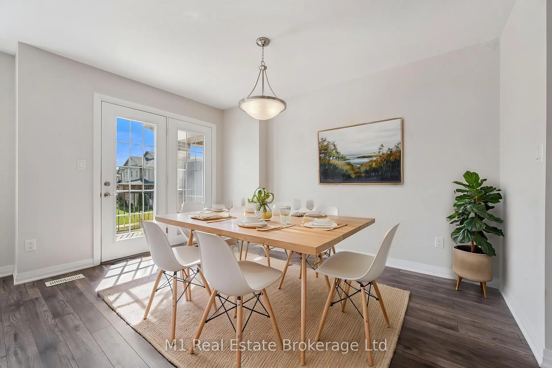 Photo 2 of 13 Meadowridge Street, Kitchener — HOMEH