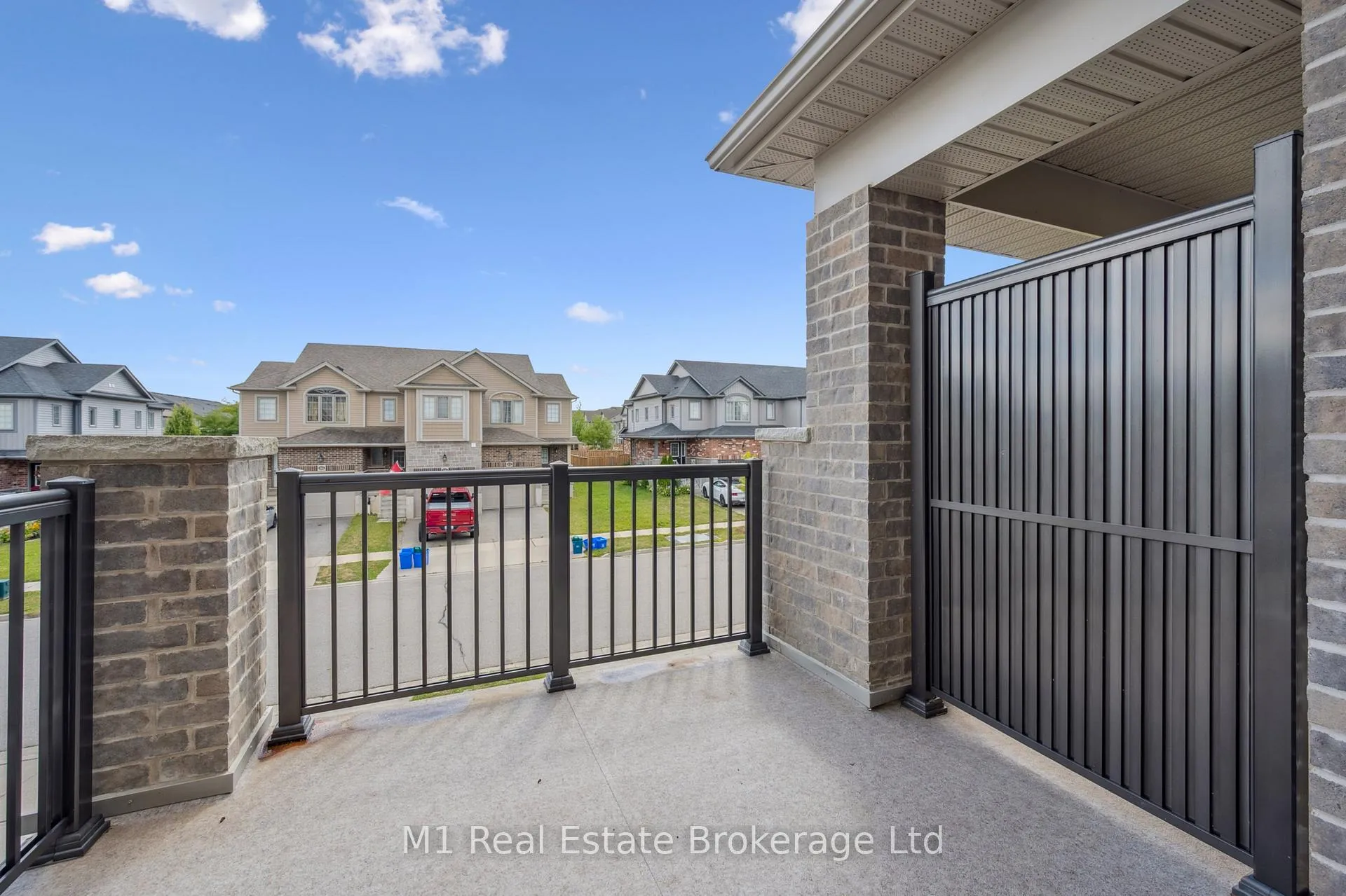Photo 23 of 13 Meadowridge Street, Kitchener — HOMEH