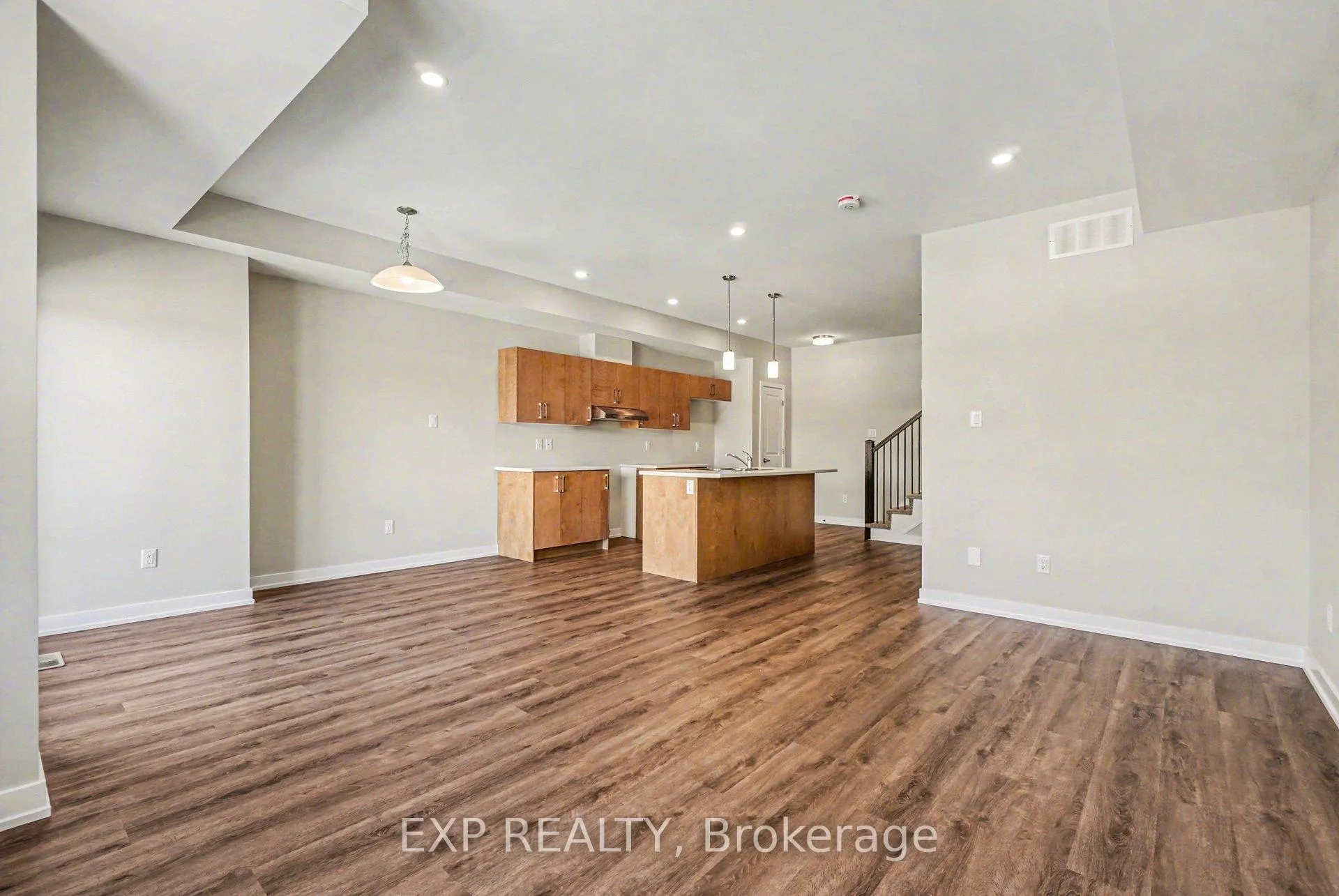 Photo 6 of 259 Craig Duncan Terrace, Ottawa, Stittsville (South) — HOMEH