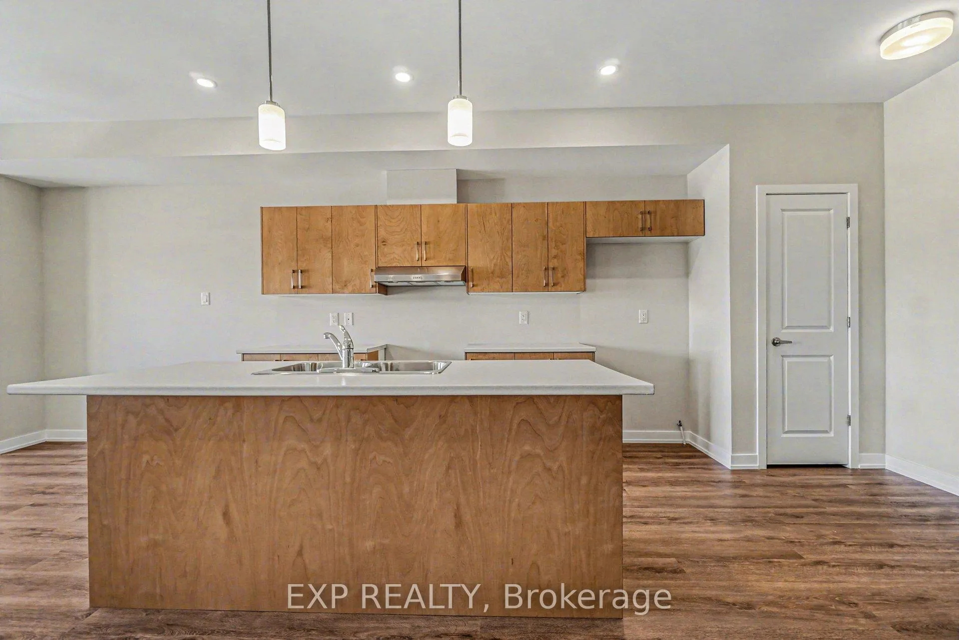 Photo 13 of 259 Craig Duncan Terrace, Ottawa, Stittsville (South) — HOMEH