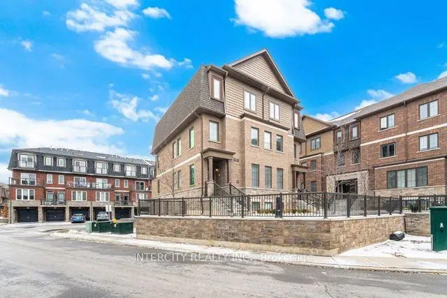 Front of Unit 103, 445 Ontario Street