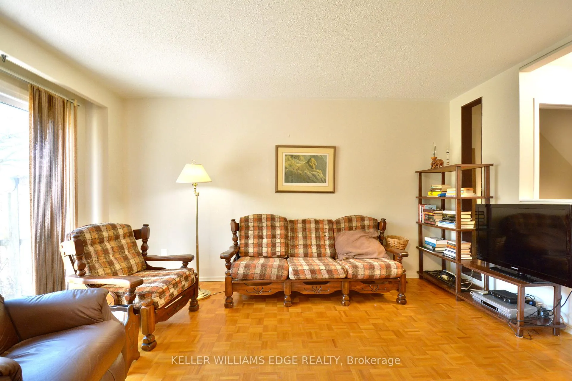 Photo 7 of 562 Forestwood Crescent, Burlington, Appleby — HOMEH