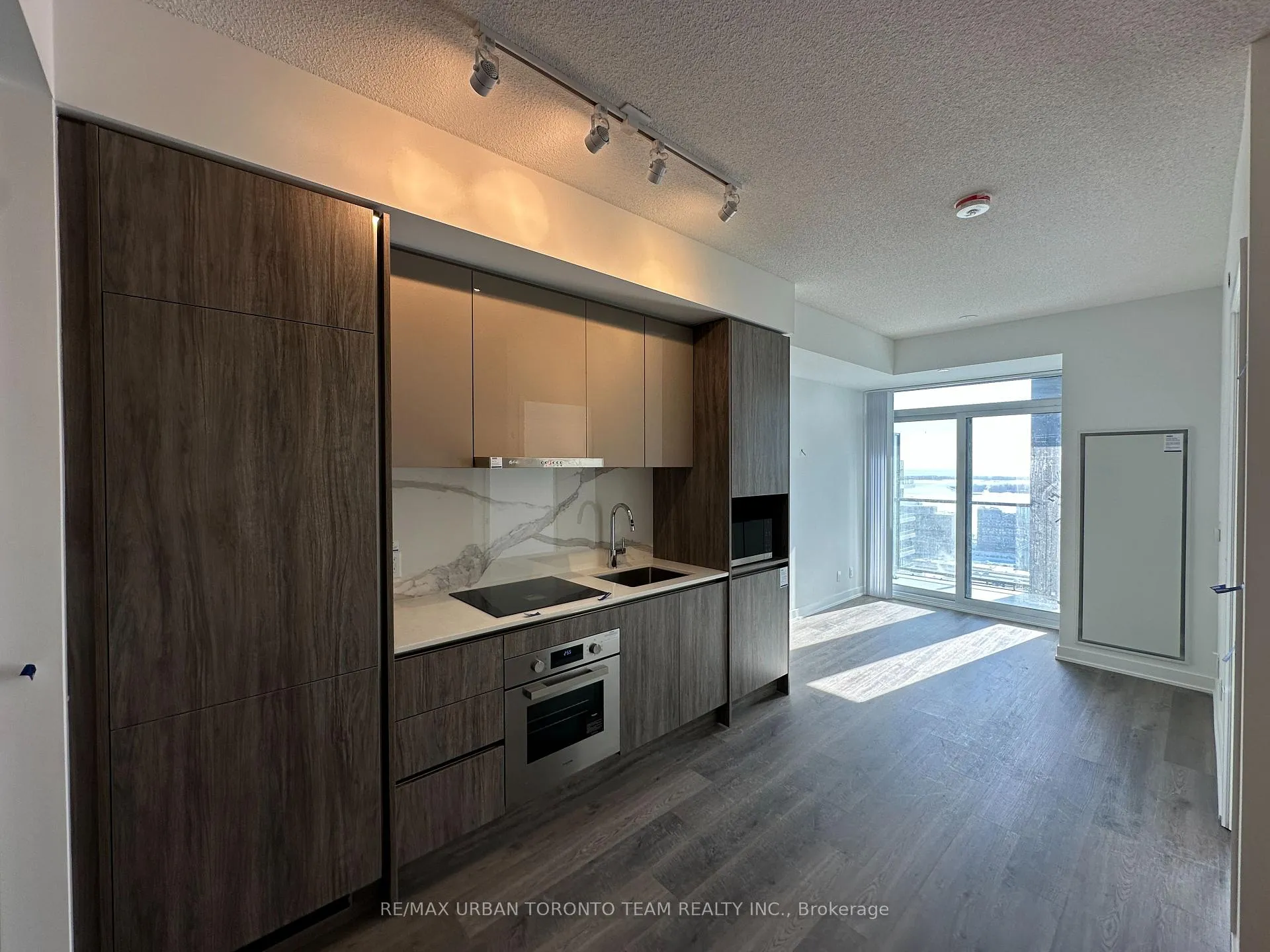 Photo 3 of Unit 3608, 180 Front Street E, Toronto, Moss Park — HOMEH