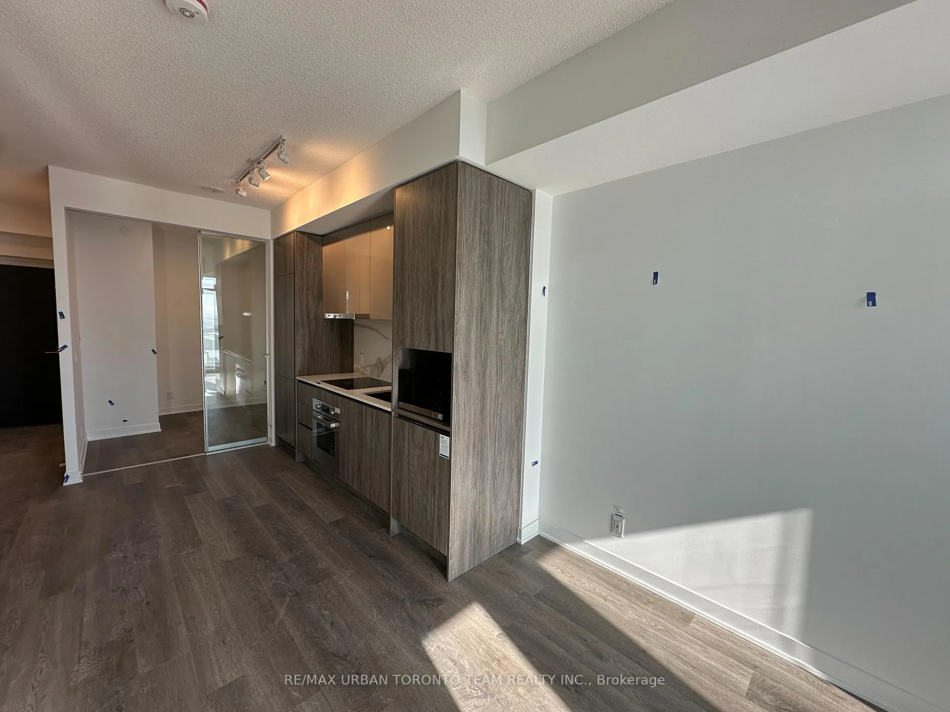 Photo 4 of Unit 3608, 180 Front Street E, Toronto, Moss Park — HOMEH