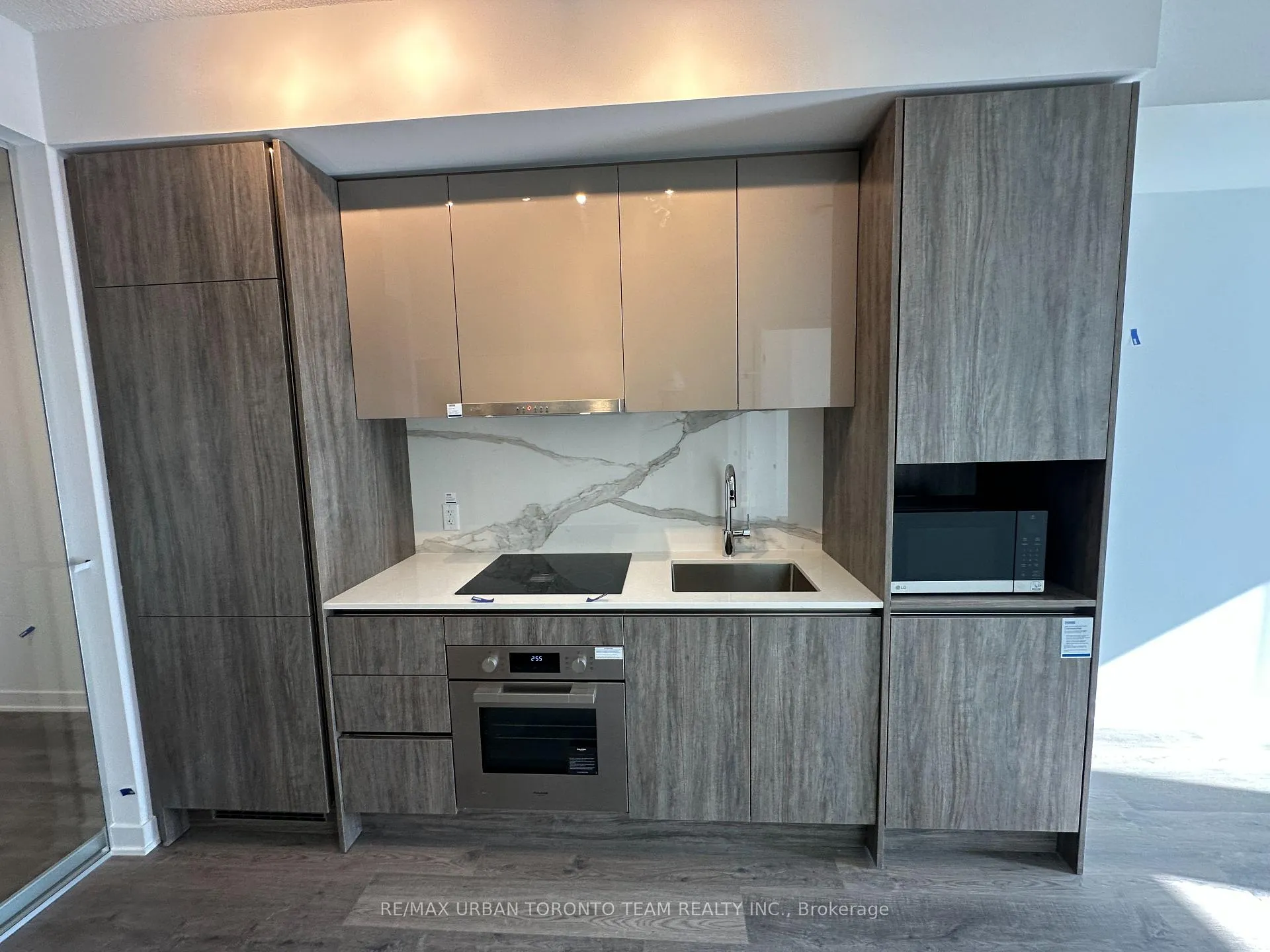 Photo 5 of Unit 3608, 180 Front Street E, Toronto, Moss Park — HOMEH