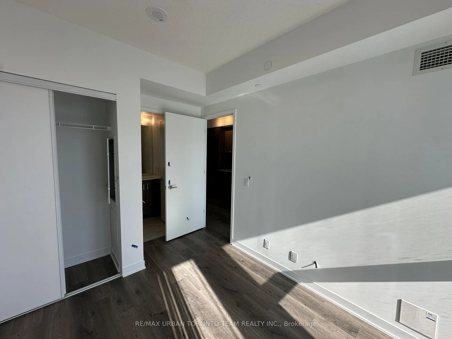 Photo 10 of Unit 3608, 180 Front Street E, Toronto, Moss Park — HOMEH