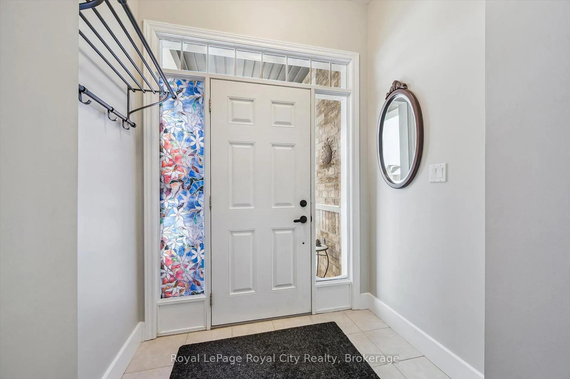 Photo 4 of 73 Amsterdam Crescent, Guelph, Pineridge/Westminster Woods — HOMEH