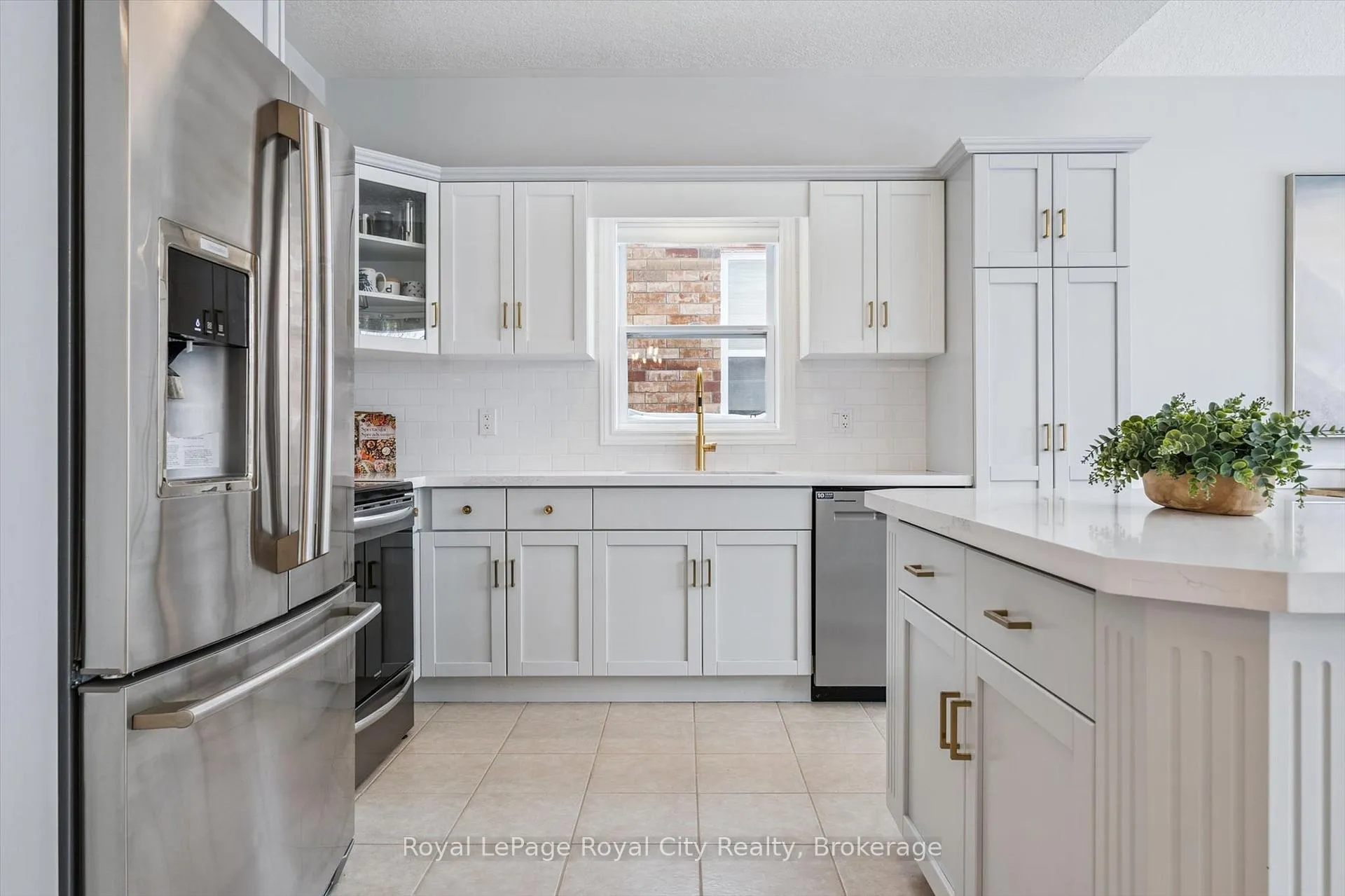 Photo 15 of 73 Amsterdam Crescent, Guelph, Pineridge/Westminster Woods — HOMEH