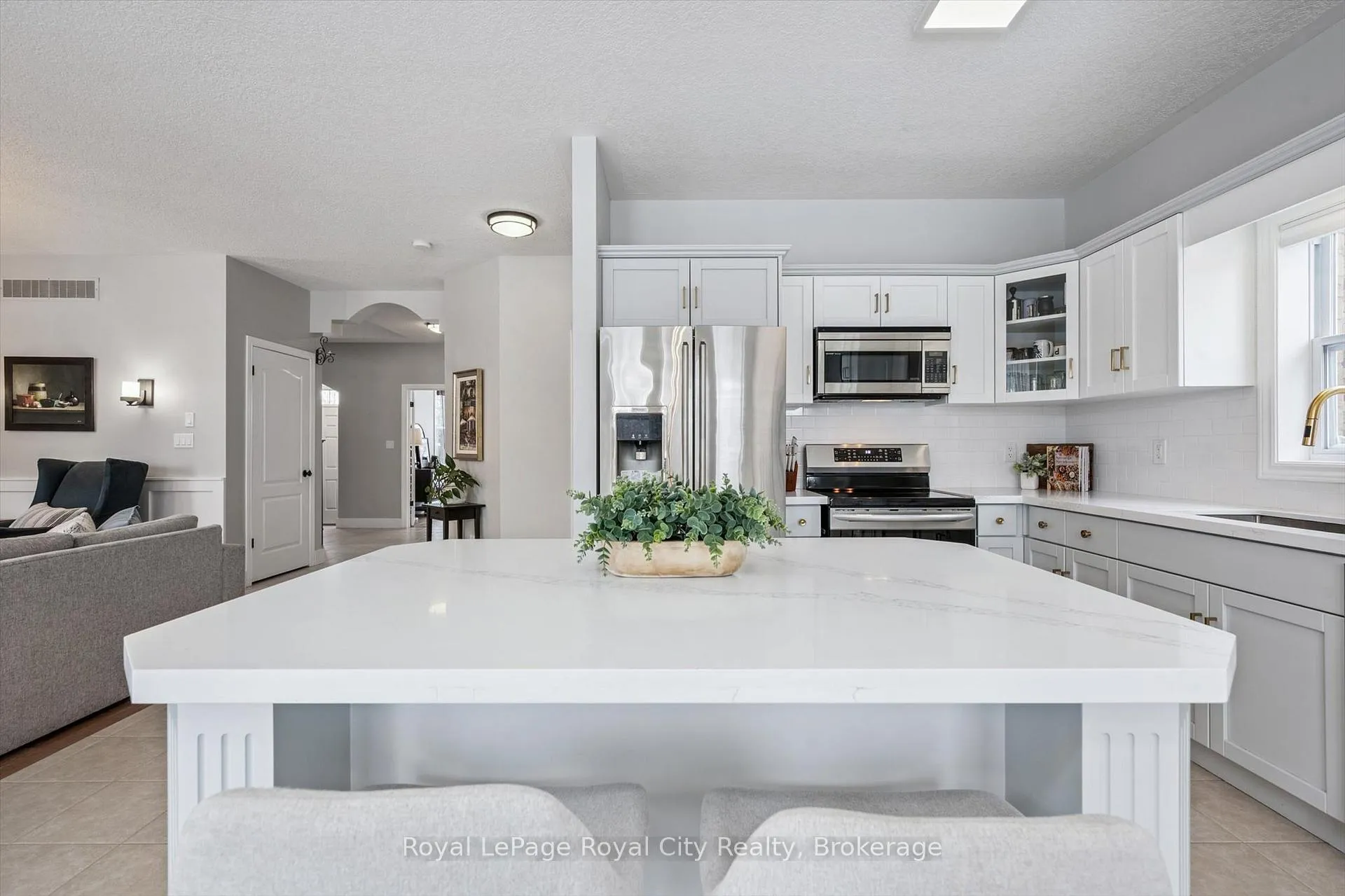 Photo 16 of 73 Amsterdam Crescent, Guelph, Pineridge/Westminster Woods — HOMEH