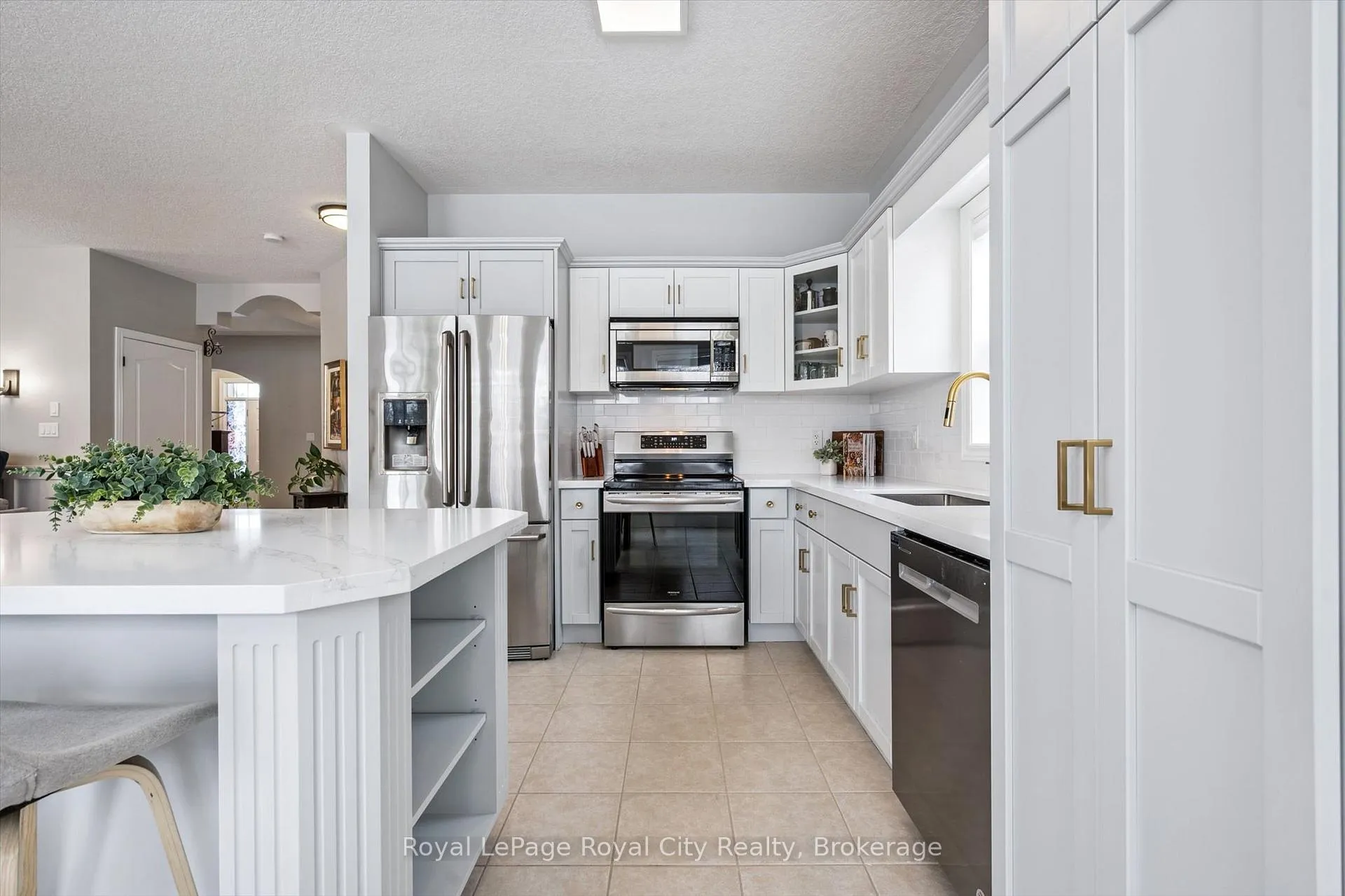 Photo 17 of 73 Amsterdam Crescent, Guelph, Pineridge/Westminster Woods — HOMEH