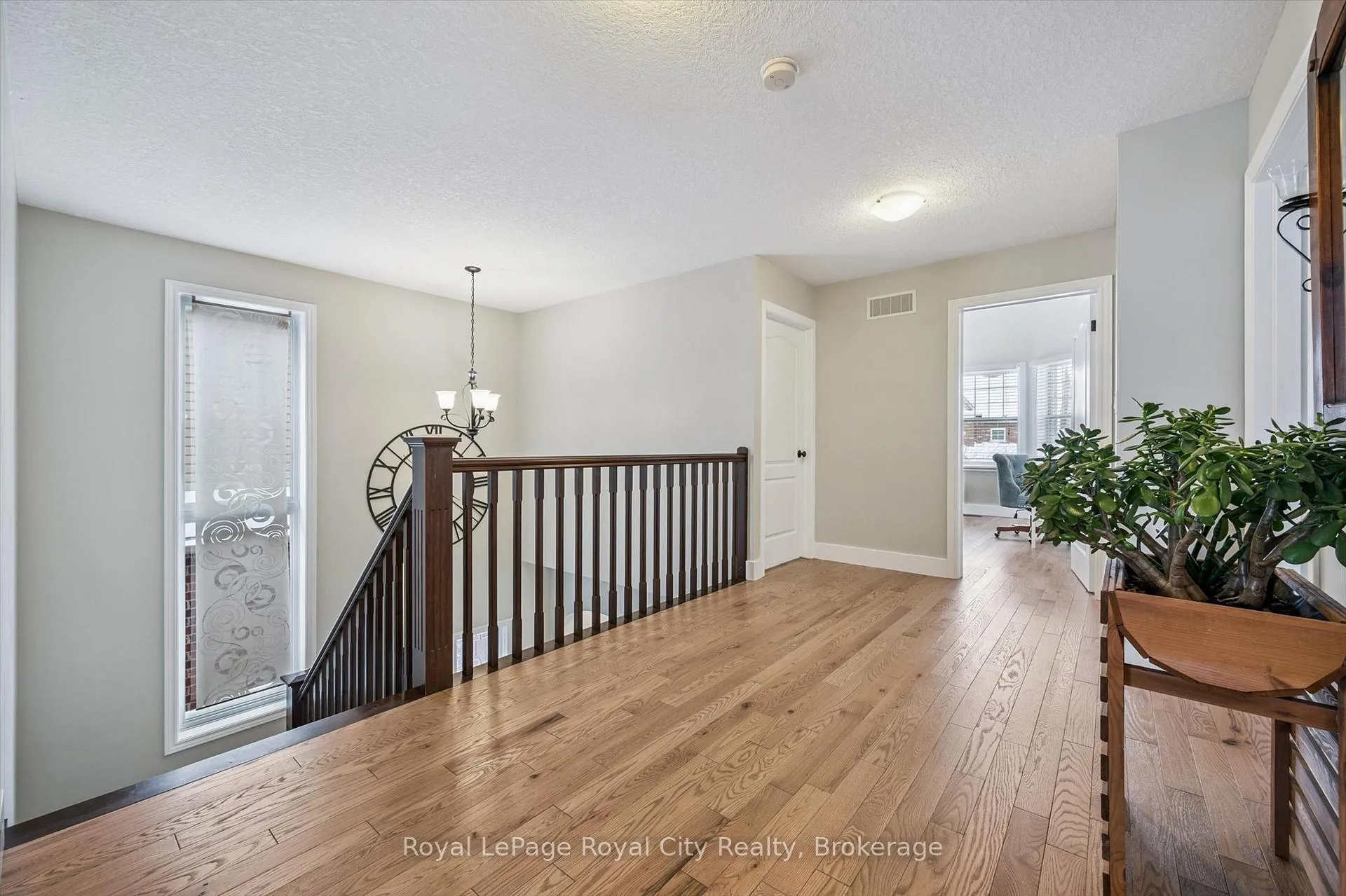 Photo 21 of 73 Amsterdam Crescent, Guelph, Pineridge/Westminster Woods — HOMEH