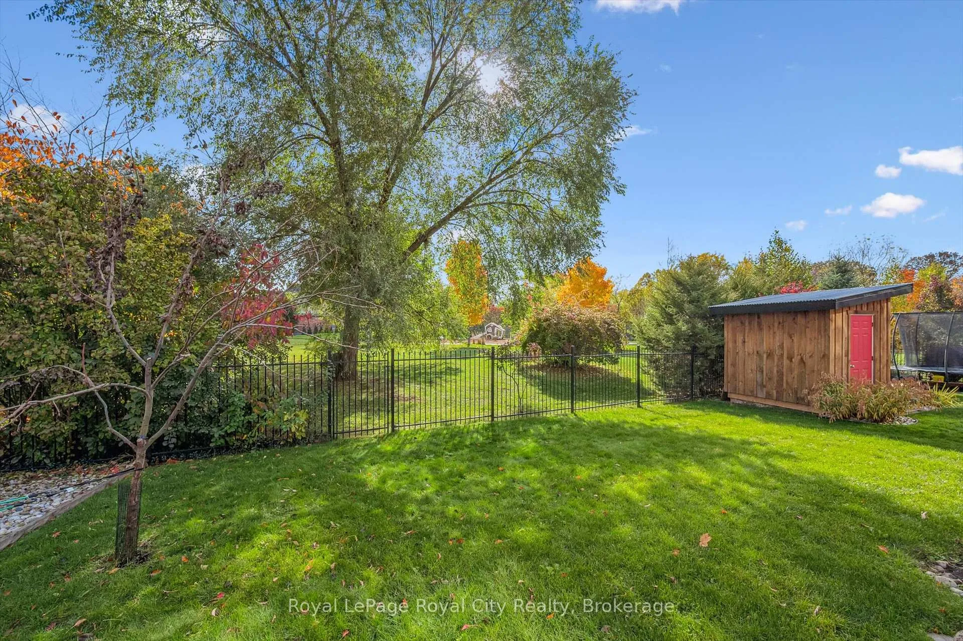 Photo 39 of 73 Amsterdam Crescent, Guelph, Pineridge/Westminster Woods — HOMEH