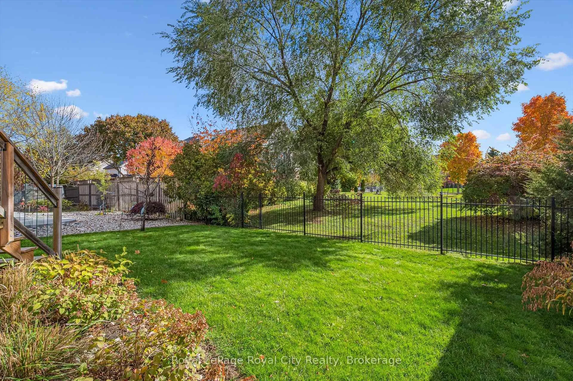 Photo 40 of 73 Amsterdam Crescent, Guelph, Pineridge/Westminster Woods — HOMEH