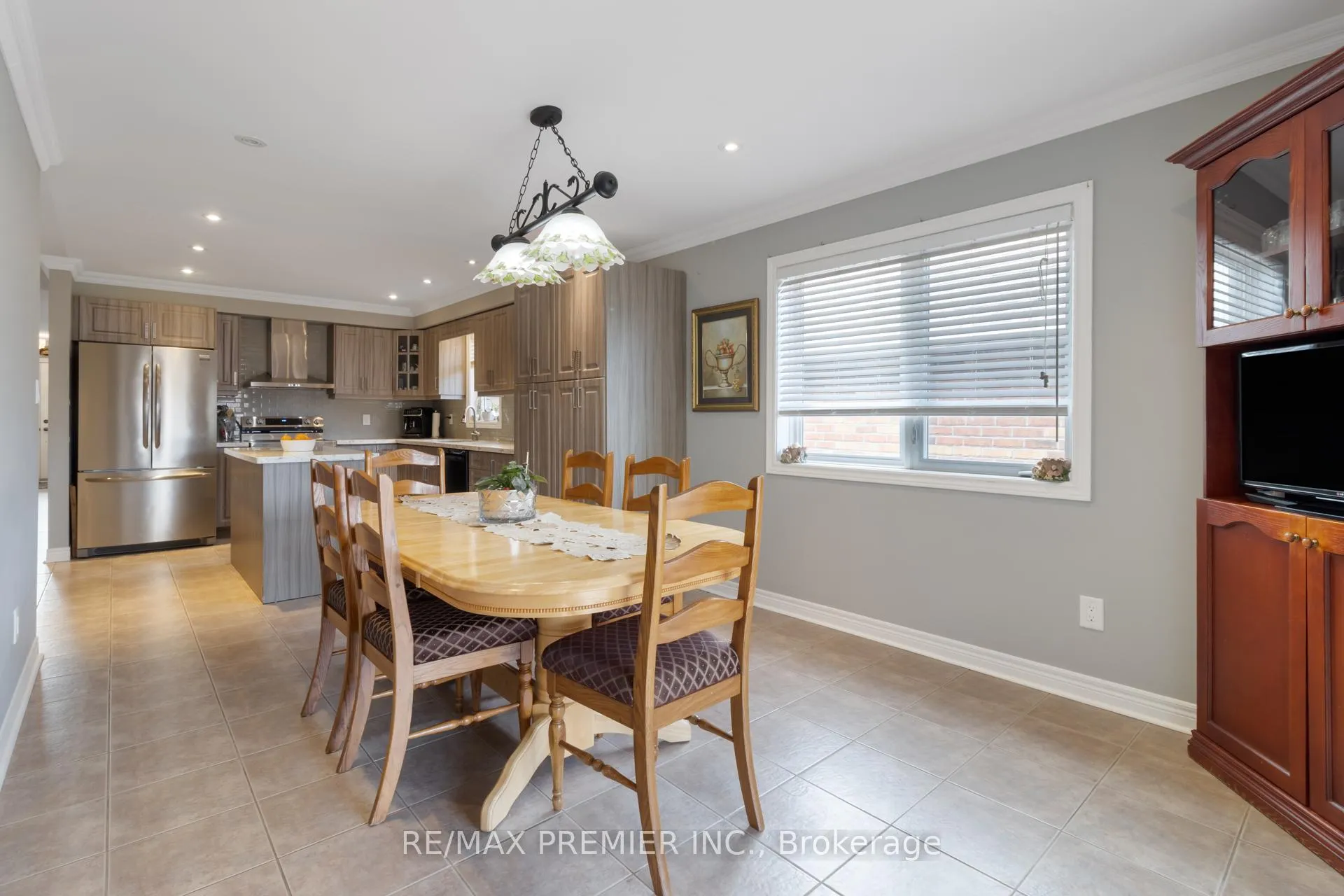 Photo 16 of 78 Rosanna Crescent, Vaughan, Maple — HOMEH