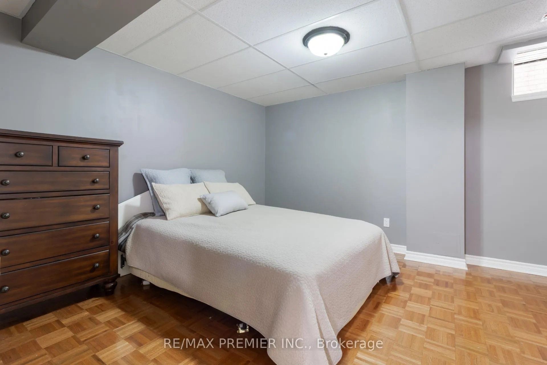 Photo 37 of 78 Rosanna Crescent, Vaughan, Maple — HOMEH