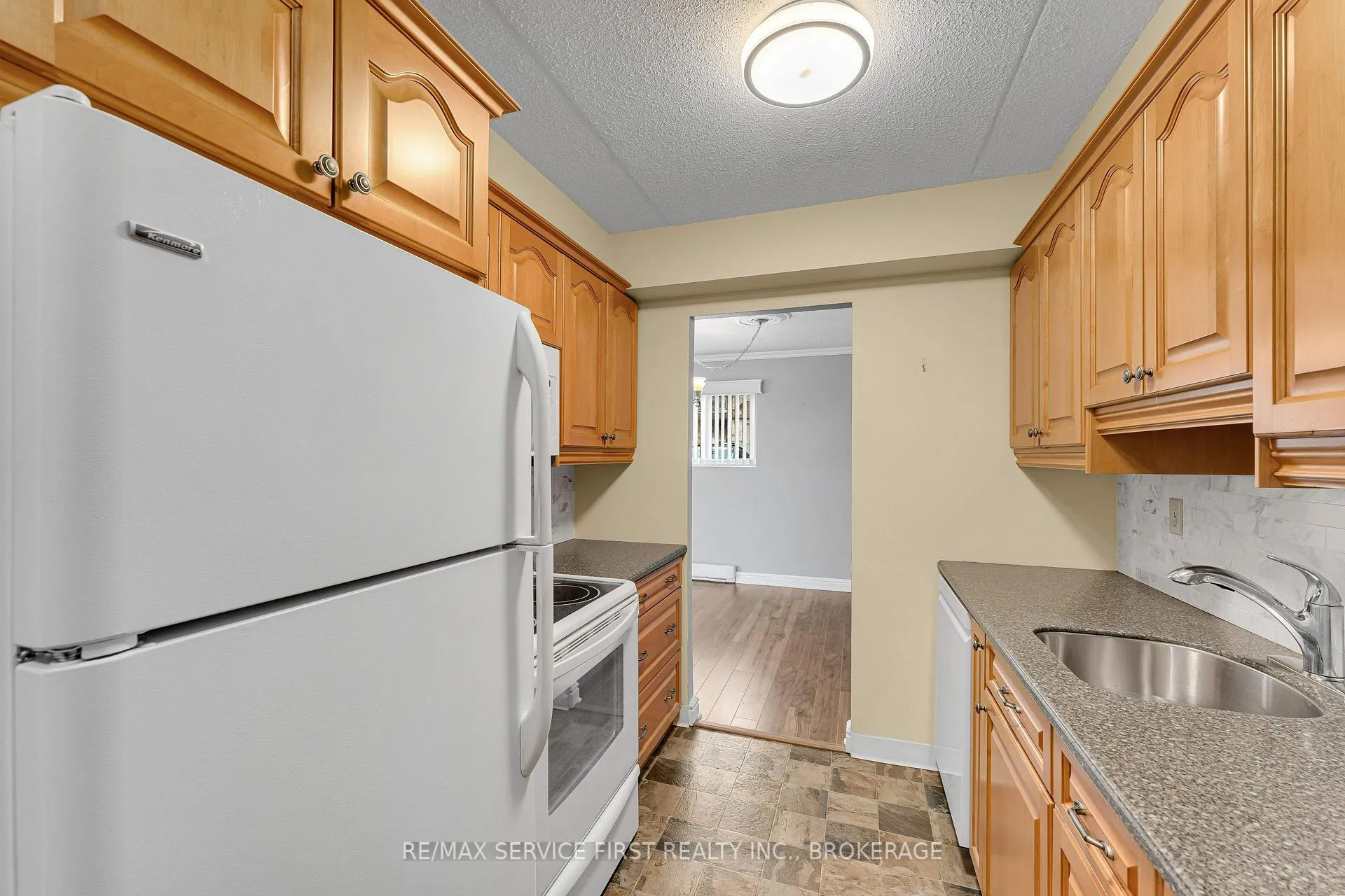 Photo 12 of Unit 301, 610 William Street S, Gananoque — HOMEH