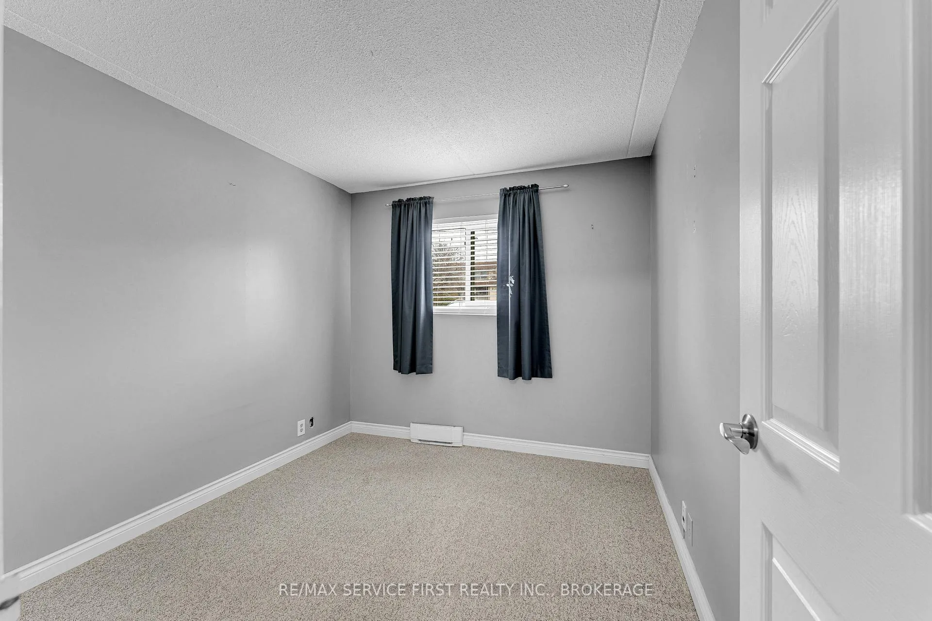 Photo 32 of Unit 301, 610 William Street S, Gananoque — HOMEH