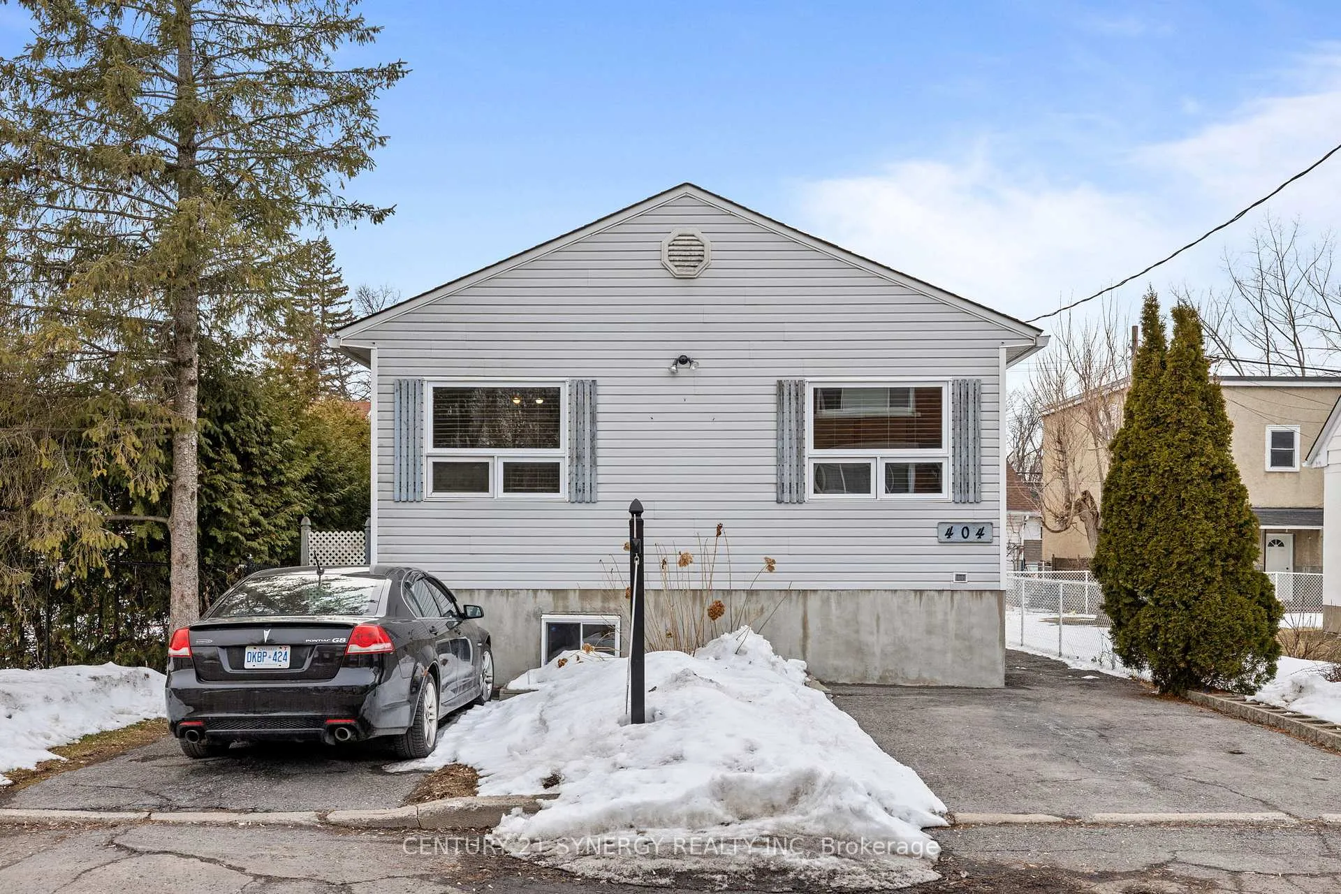 Photo 1 of 404 Dieppe Street, Ottawa, Vanier — HOMEH