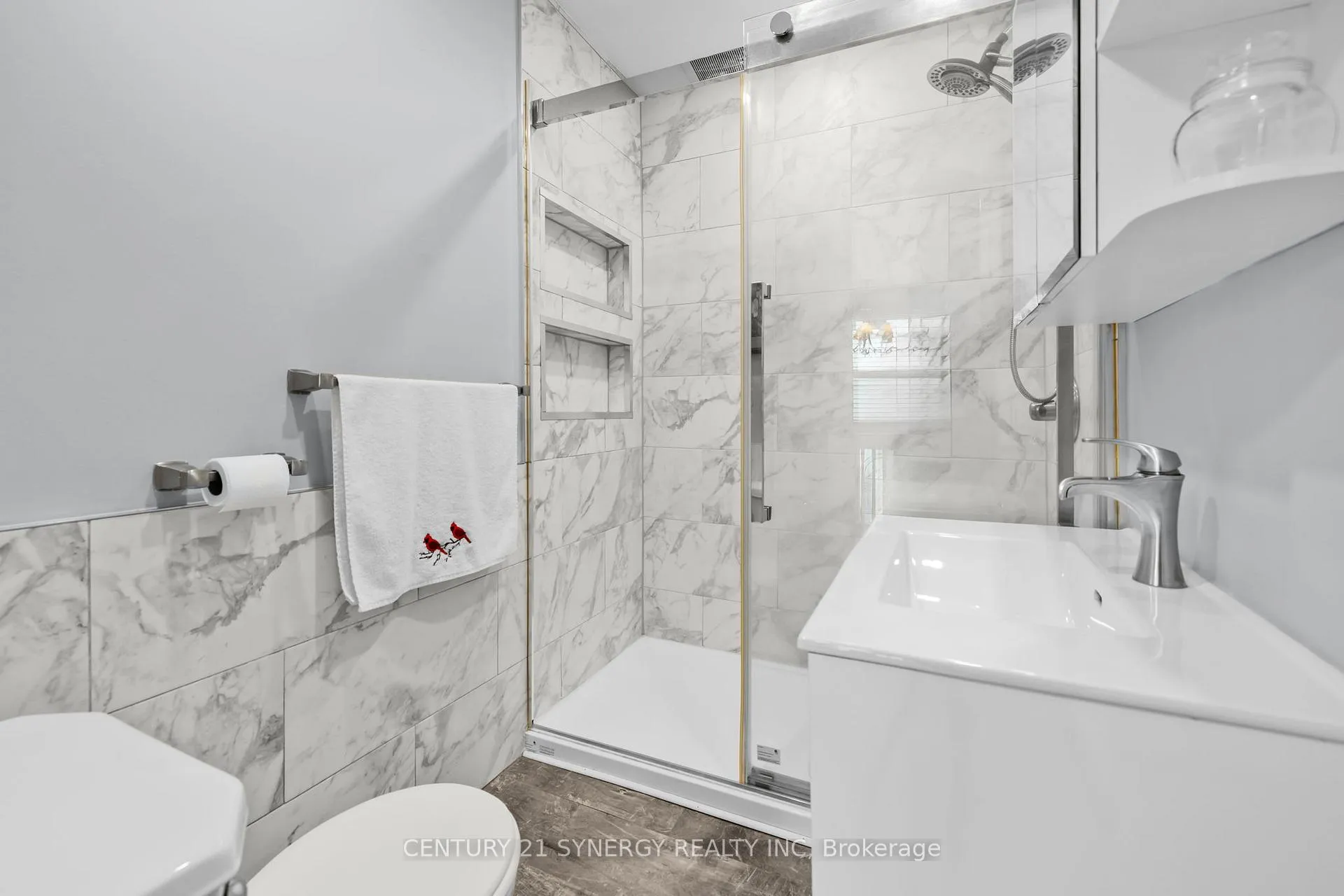 Photo 13 of 404 Dieppe Street, Ottawa, Vanier — HOMEH