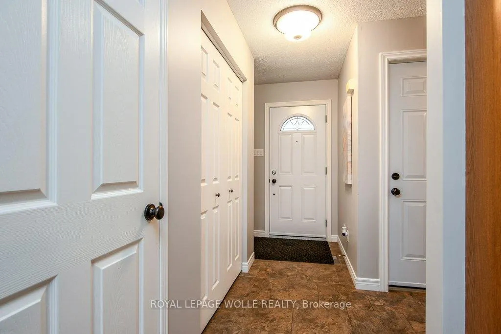 Photo 27 of 236 Dartmoor Crescent, Waterloo — HOMEH