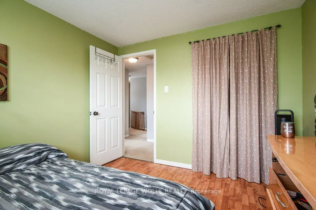 Photo 31 of 236 Dartmoor Crescent, Waterloo — HOMEH