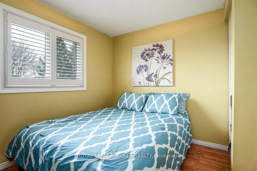 Photo 32 of 236 Dartmoor Crescent, Waterloo — HOMEH