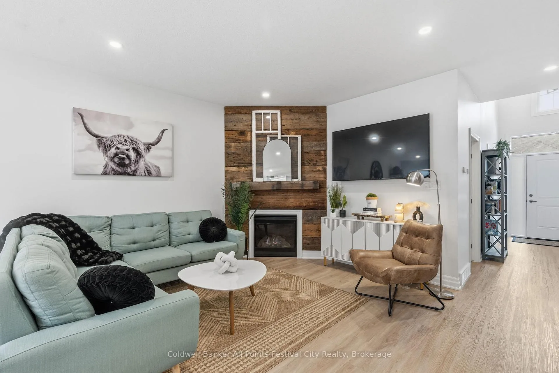 Photo 18 of Unit Unit #6, 9861 Glendon Drive, Middlesex Centre, Rural Middlesex Centre — HOMEH