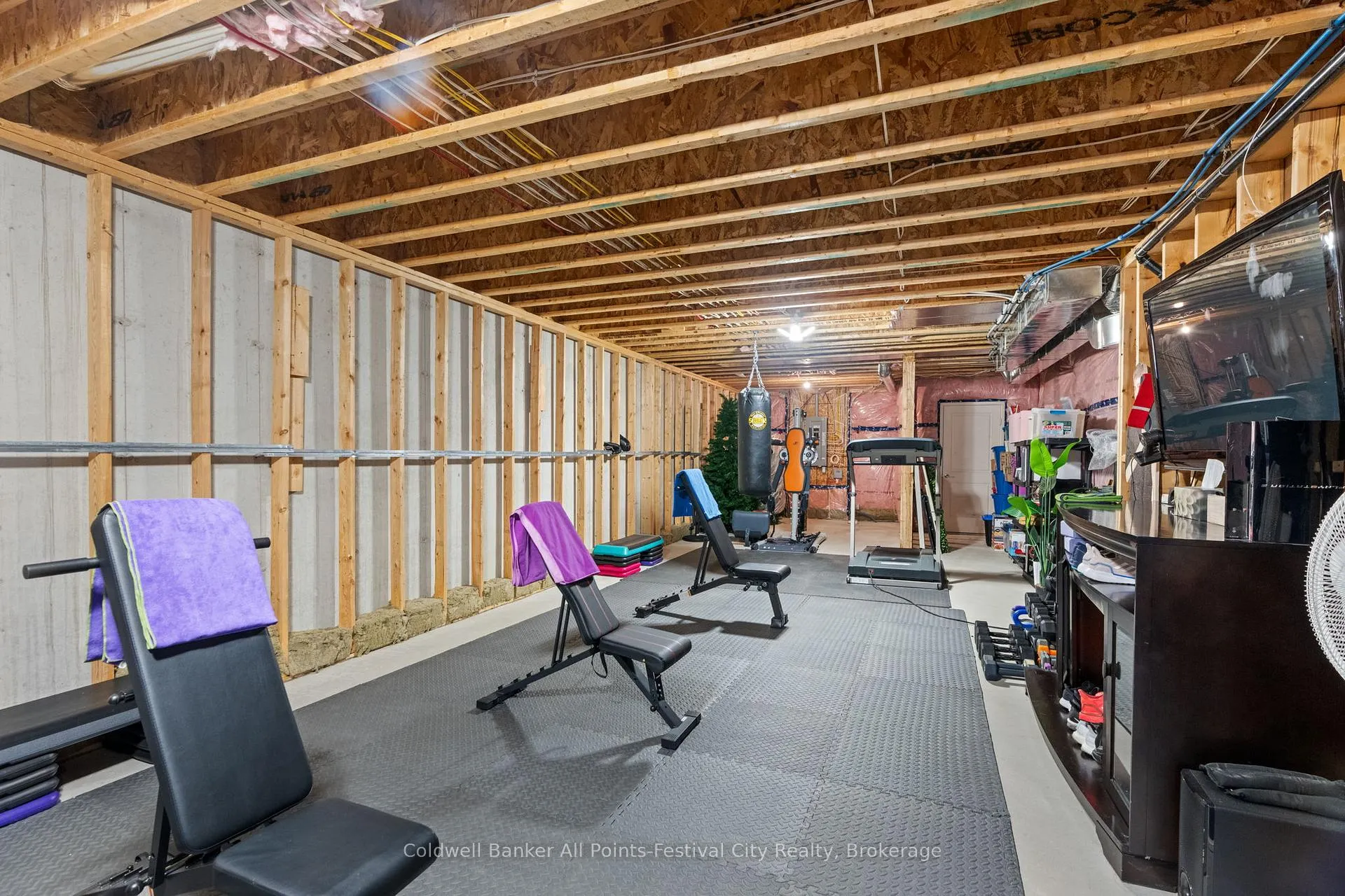Photo 37 of Unit Unit #6, 9861 Glendon Drive, Middlesex Centre, Rural Middlesex Centre — HOMEH