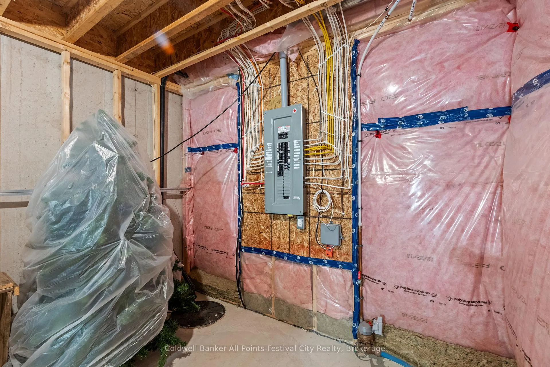 Photo 41 of Unit Unit #6, 9861 Glendon Drive, Middlesex Centre, Rural Middlesex Centre — HOMEH