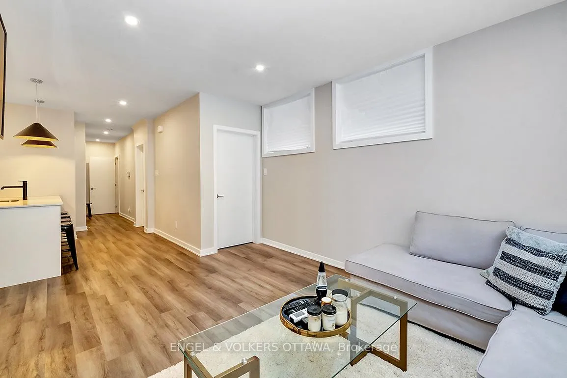 Photo 5 of Unit 4, 350 Winona Avenue, Ottawa, Westboro South — HOMEH