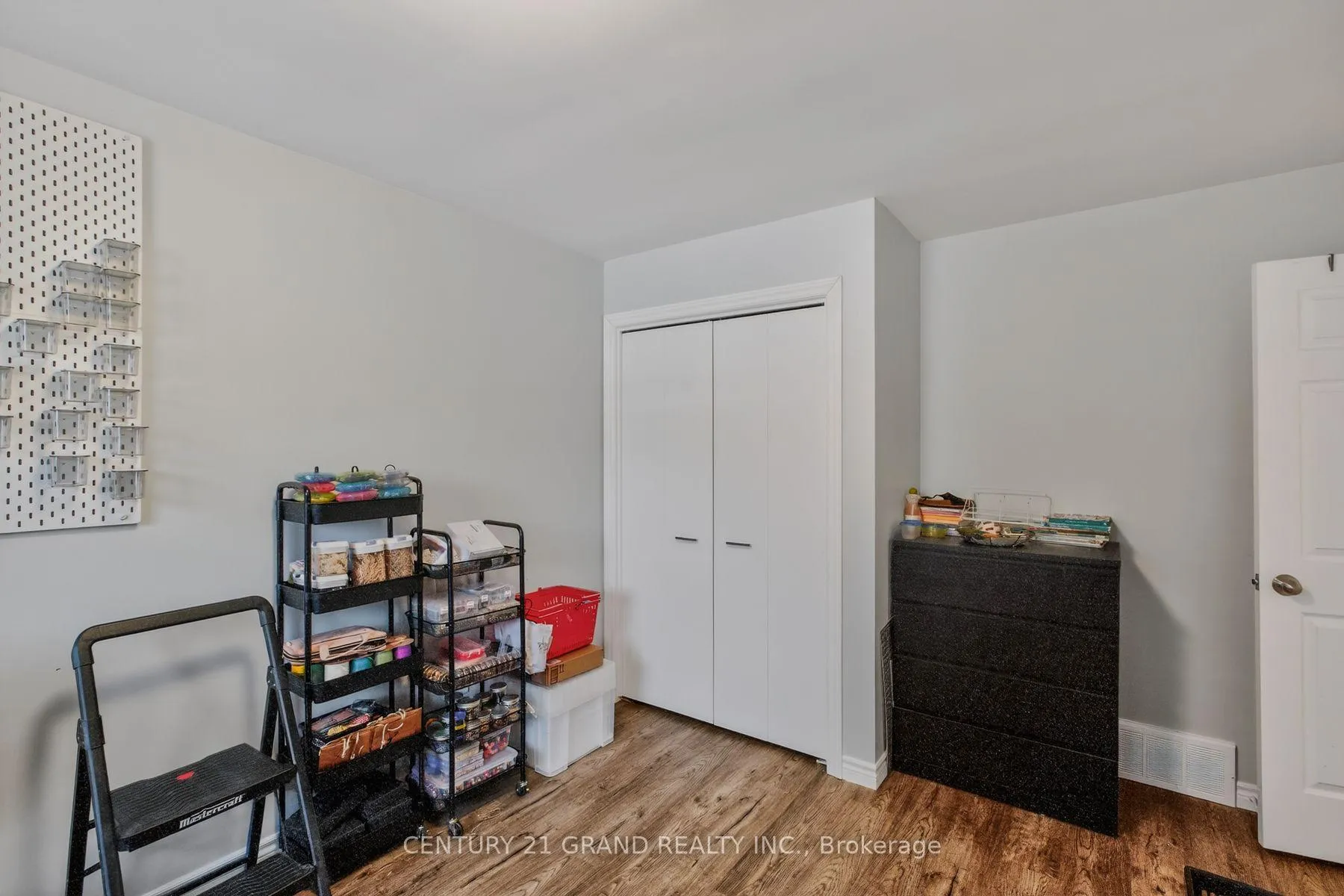 Photo 23 of 19 Adams Lane, Norfolk, Simcoe — HOMEH