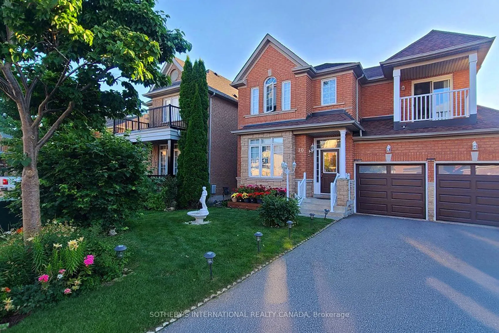 Photo 3 of 30 Bologna Road, Vaughan, Vellore Village — HOMEH