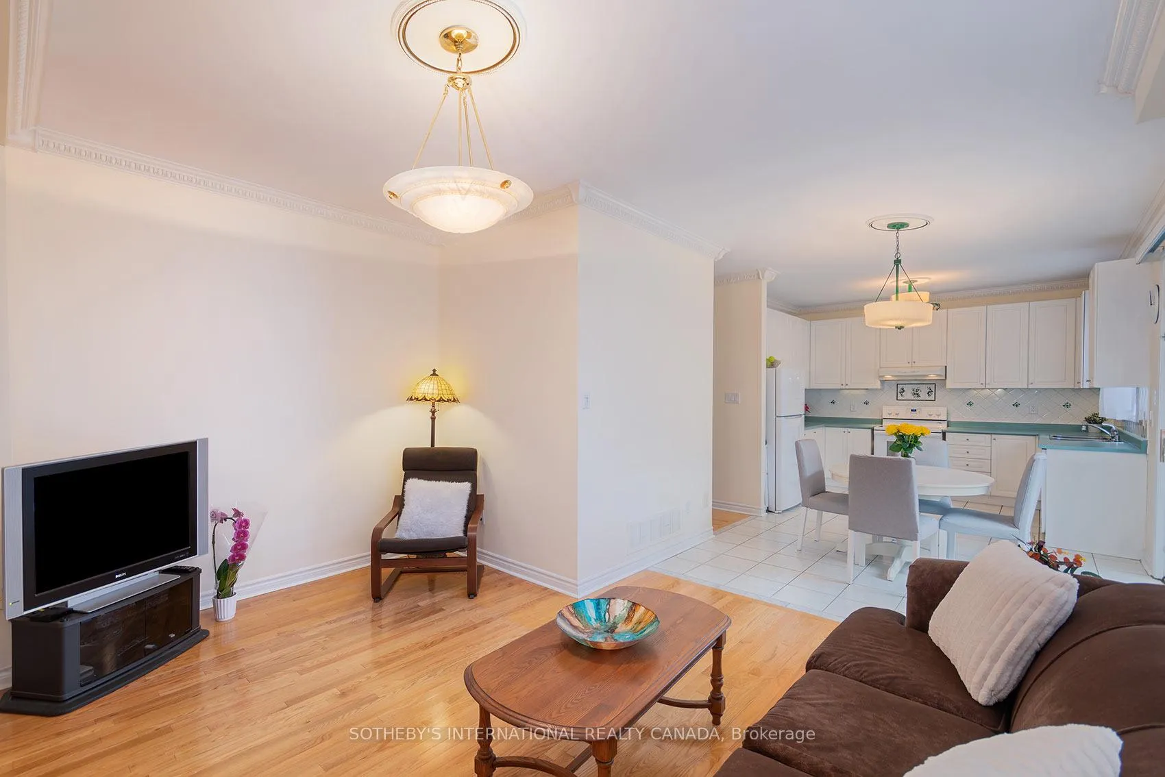 Photo 13 of 30 Bologna Road, Vaughan, Vellore Village — HOMEH