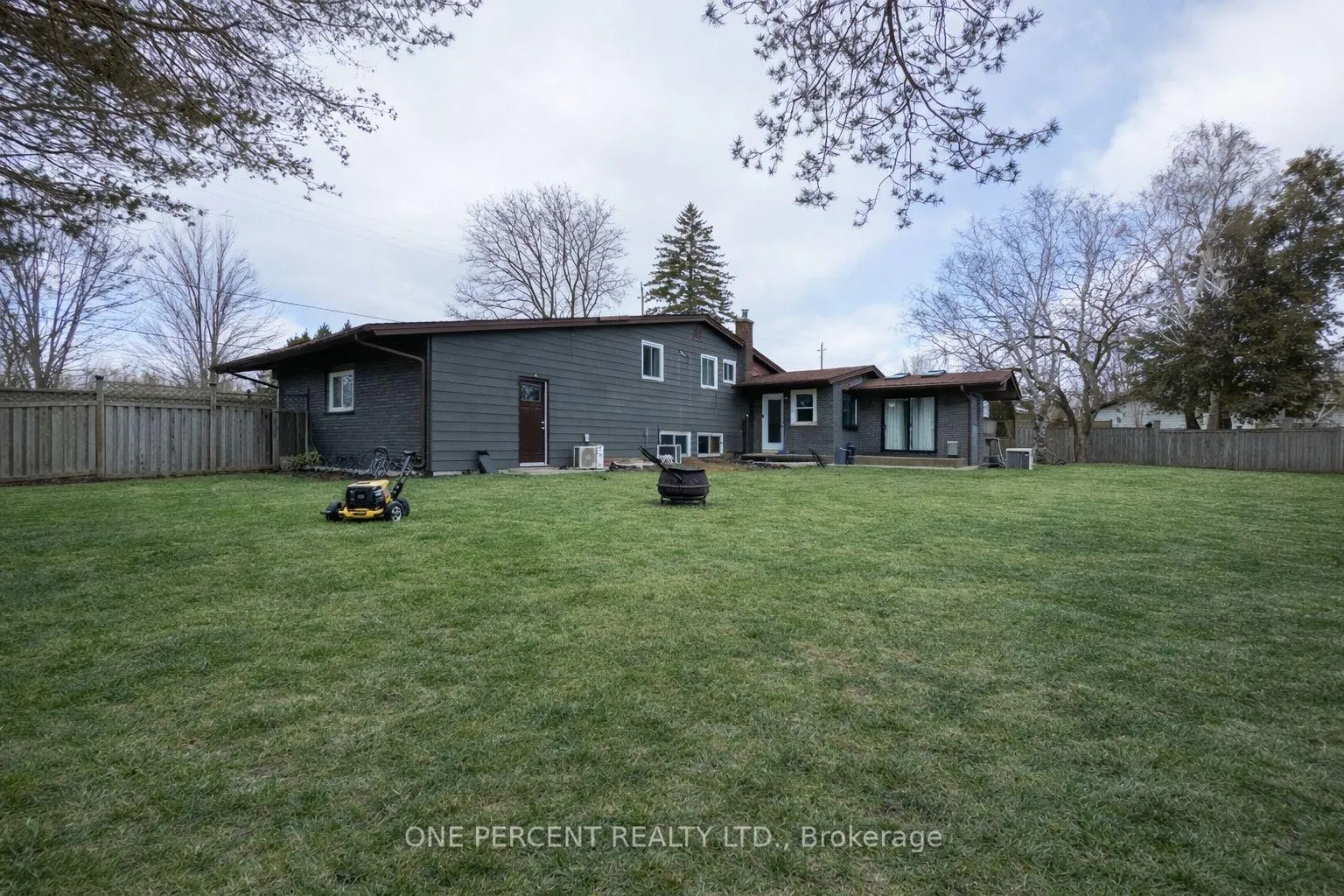Photo 21 of 100 Montrose Road, Quinte West, Sidney Ward — HOMEH