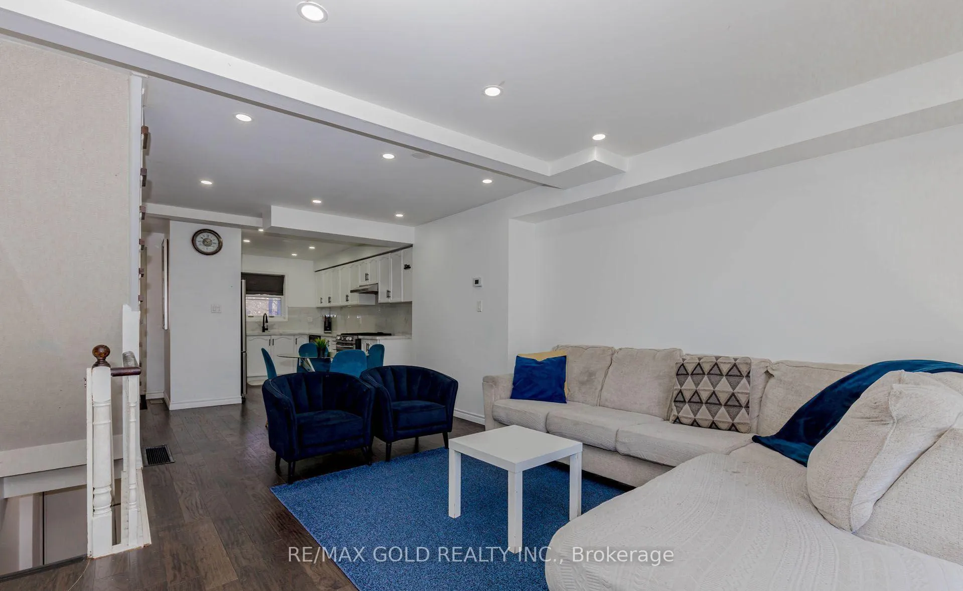 Photo 9 of 55 Desert Sand Drive, Brampton, Sandringham-Wellington — HOMEH